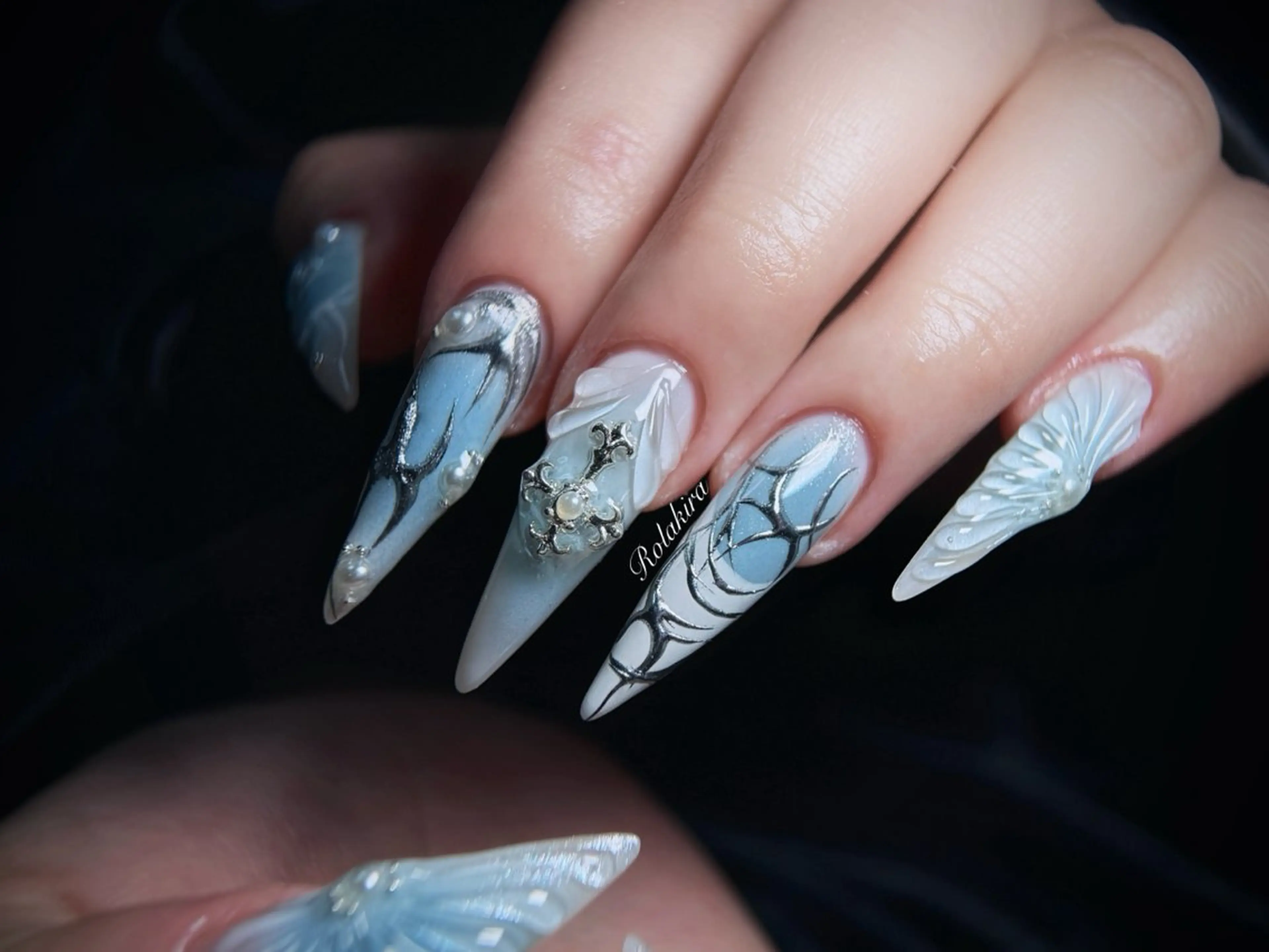 ネイル チークネイル 長さ出し フレンチネイル ジェルネイル 韓国ネイル ハンドネイル Rola kira nail salon所属・Rola kira 麗のネイルデザイン