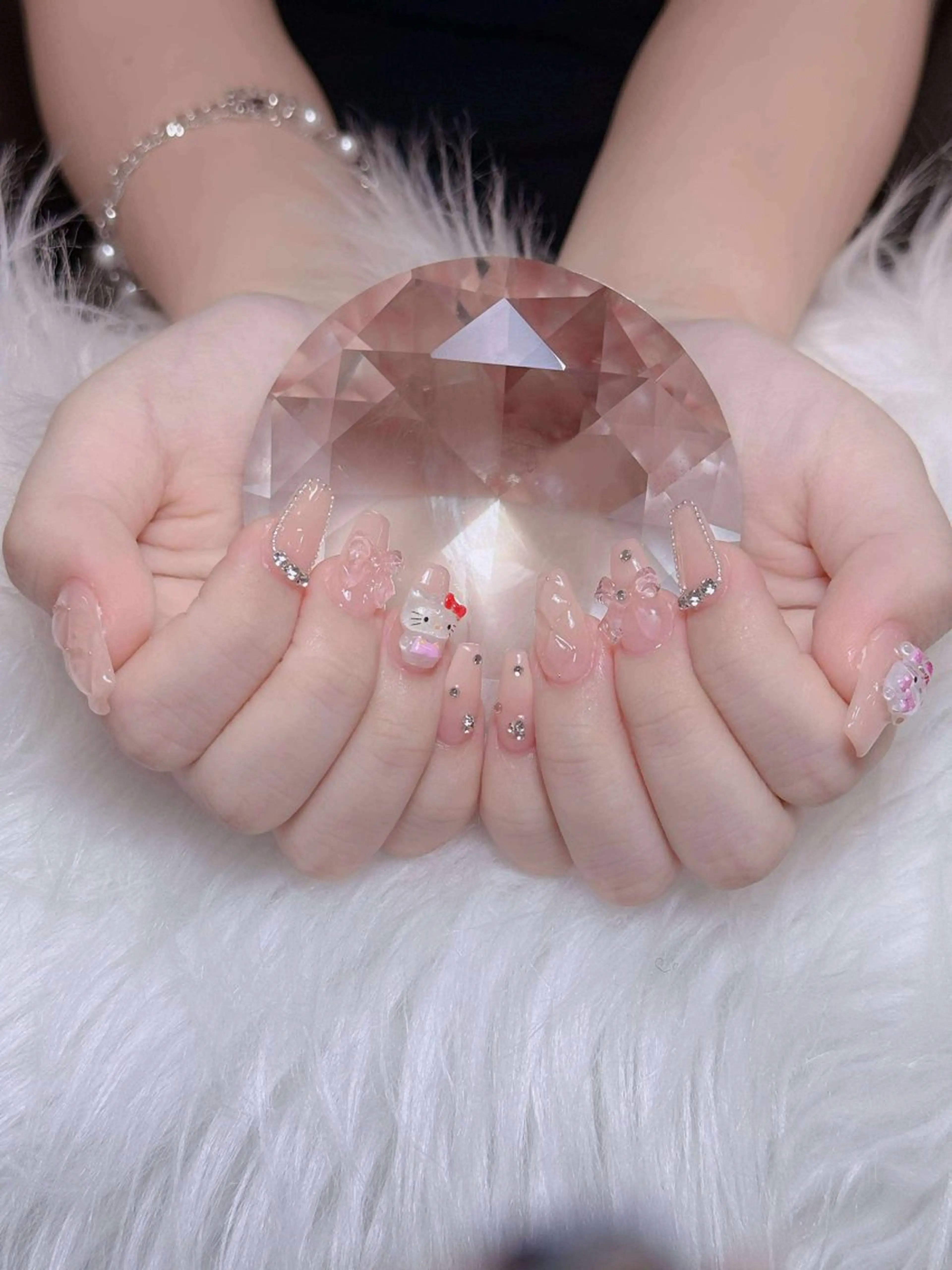 ネイル オーロラネイル チークネイル フットネイル フレンチネイル 韓国ネイル ハンドネイル Lumi Nail 新大久保3‘のネイルデザイン