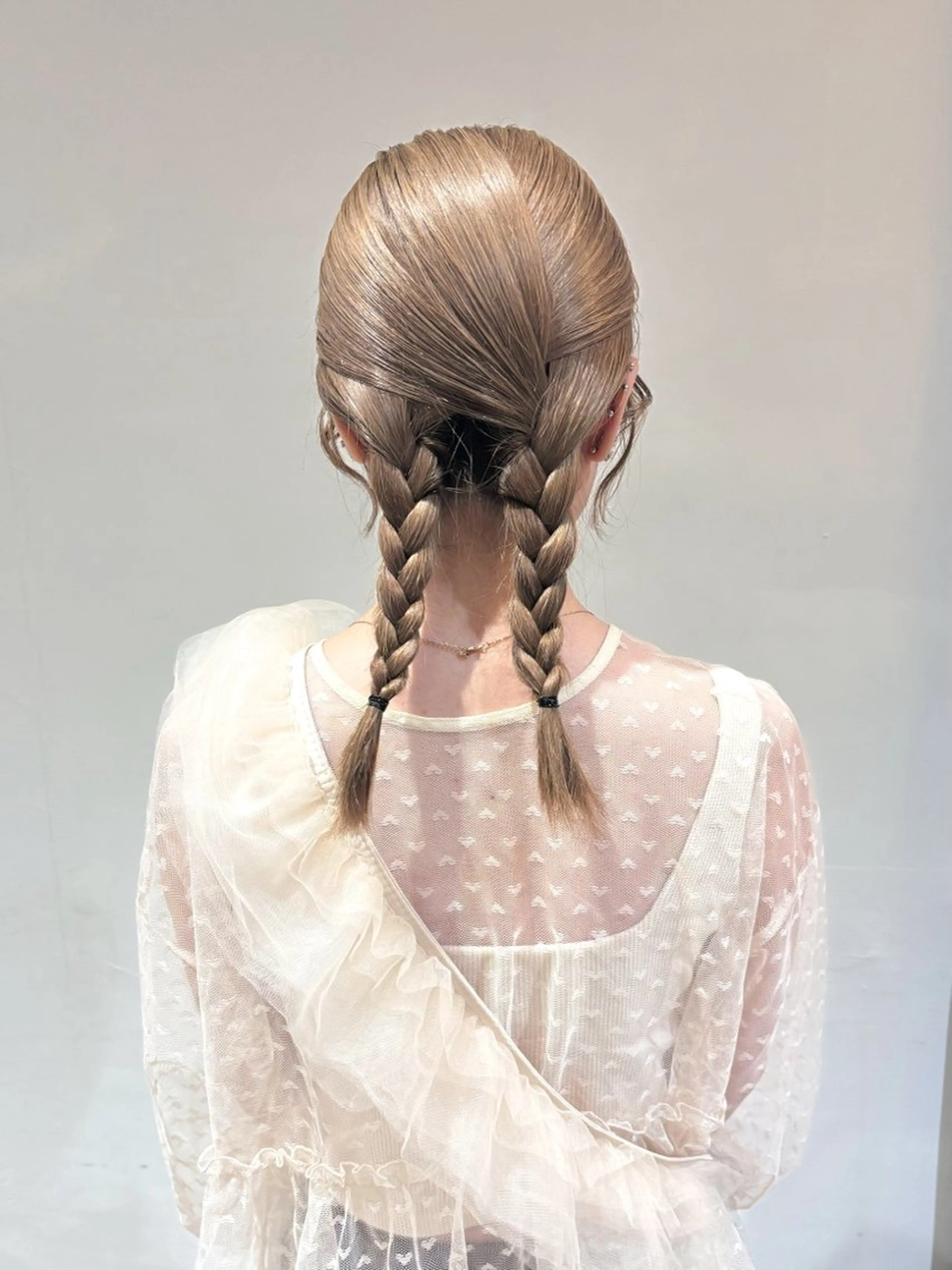 セミロング カラー あ あのヘアスタイル