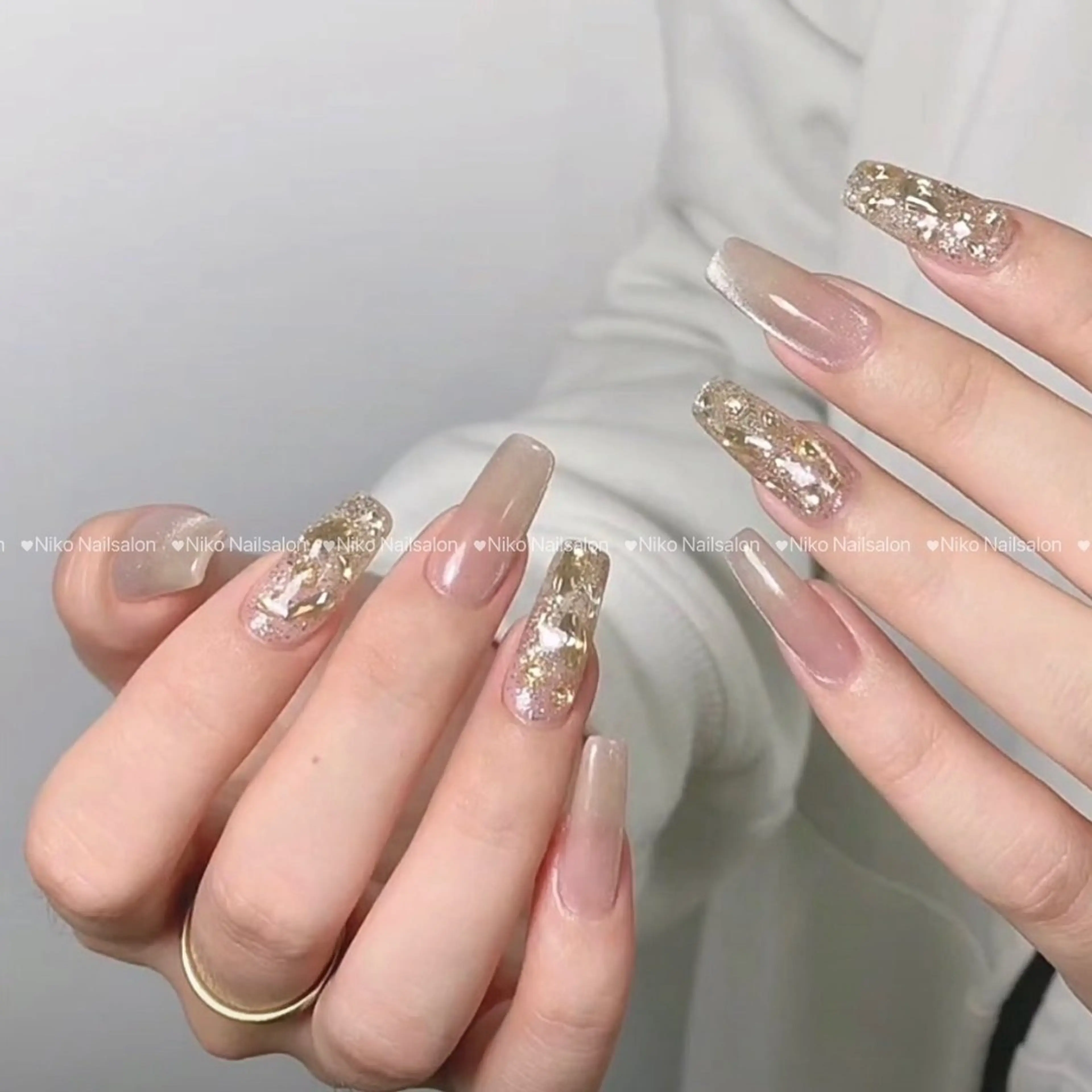 ネイル チークネイル 長さ出し フットネイル フレンチネイル ジェルネイル Niko Nail salon 銀座本店のネイルデザイン