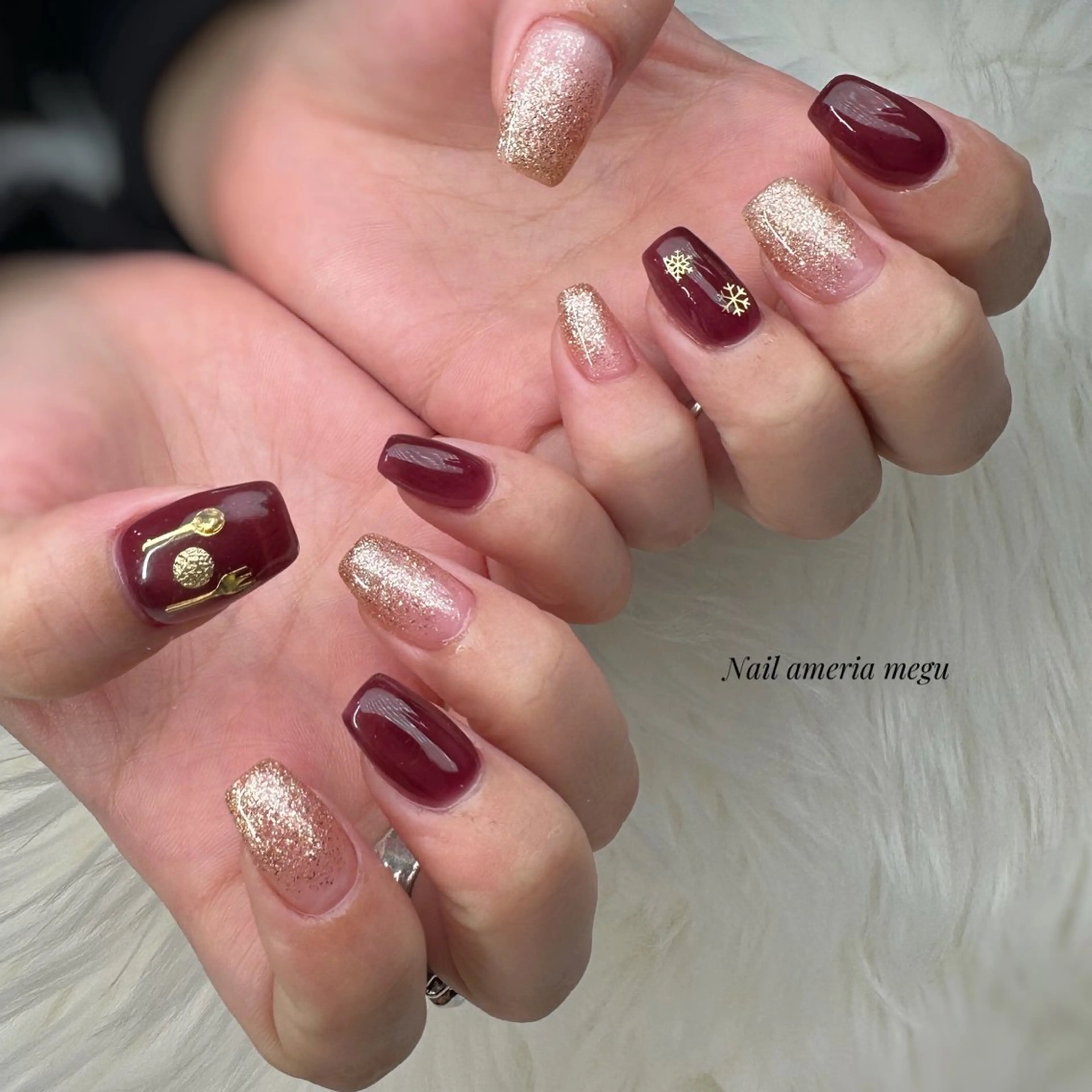 ネイル ゴールド ラメ(グリッター) ピンク 赤色 ハンドネイル Nail ameria megu所属・ameria meguのネイルデザイン