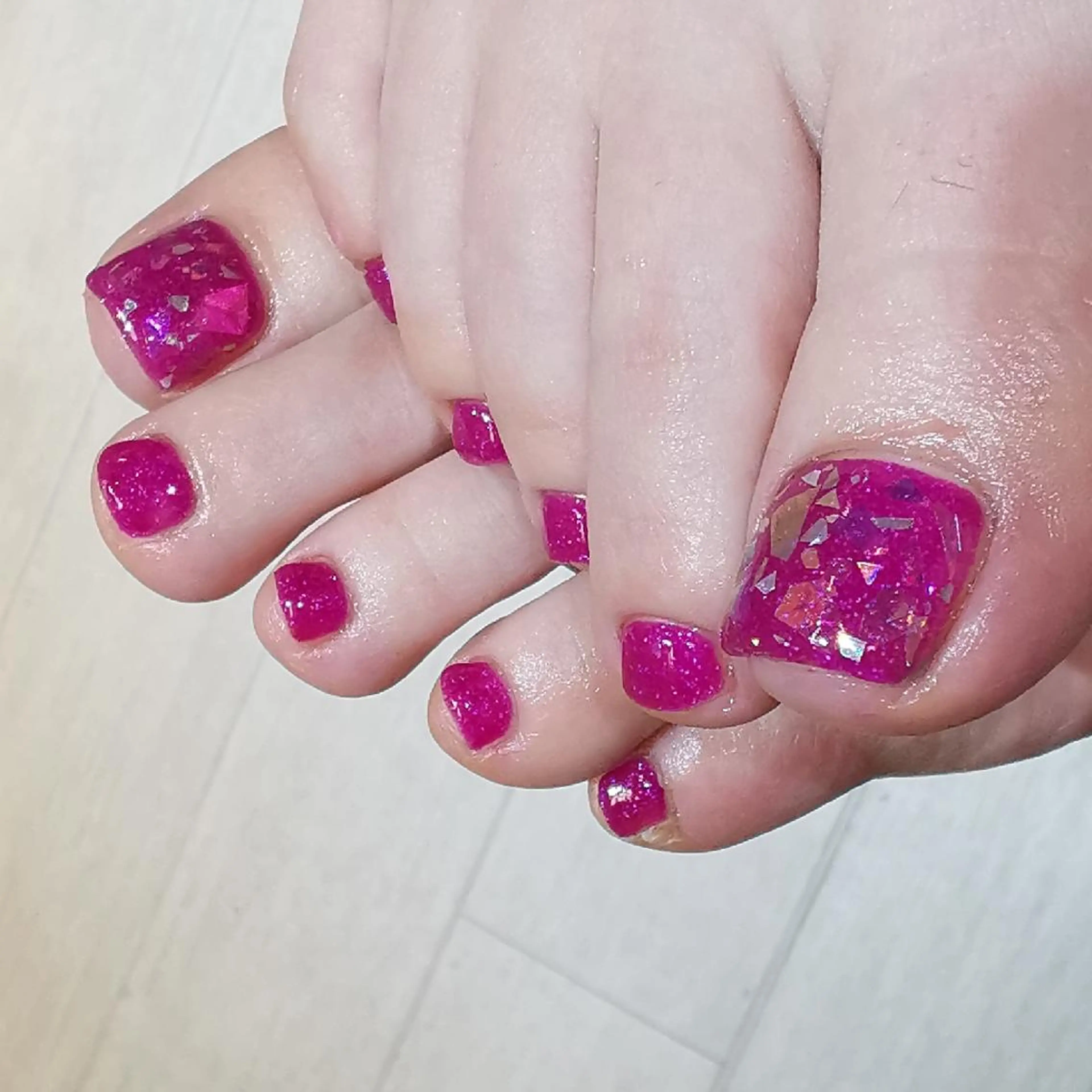 ネイル ホログラムネイル フットネイル reve あやののネイルデザイン