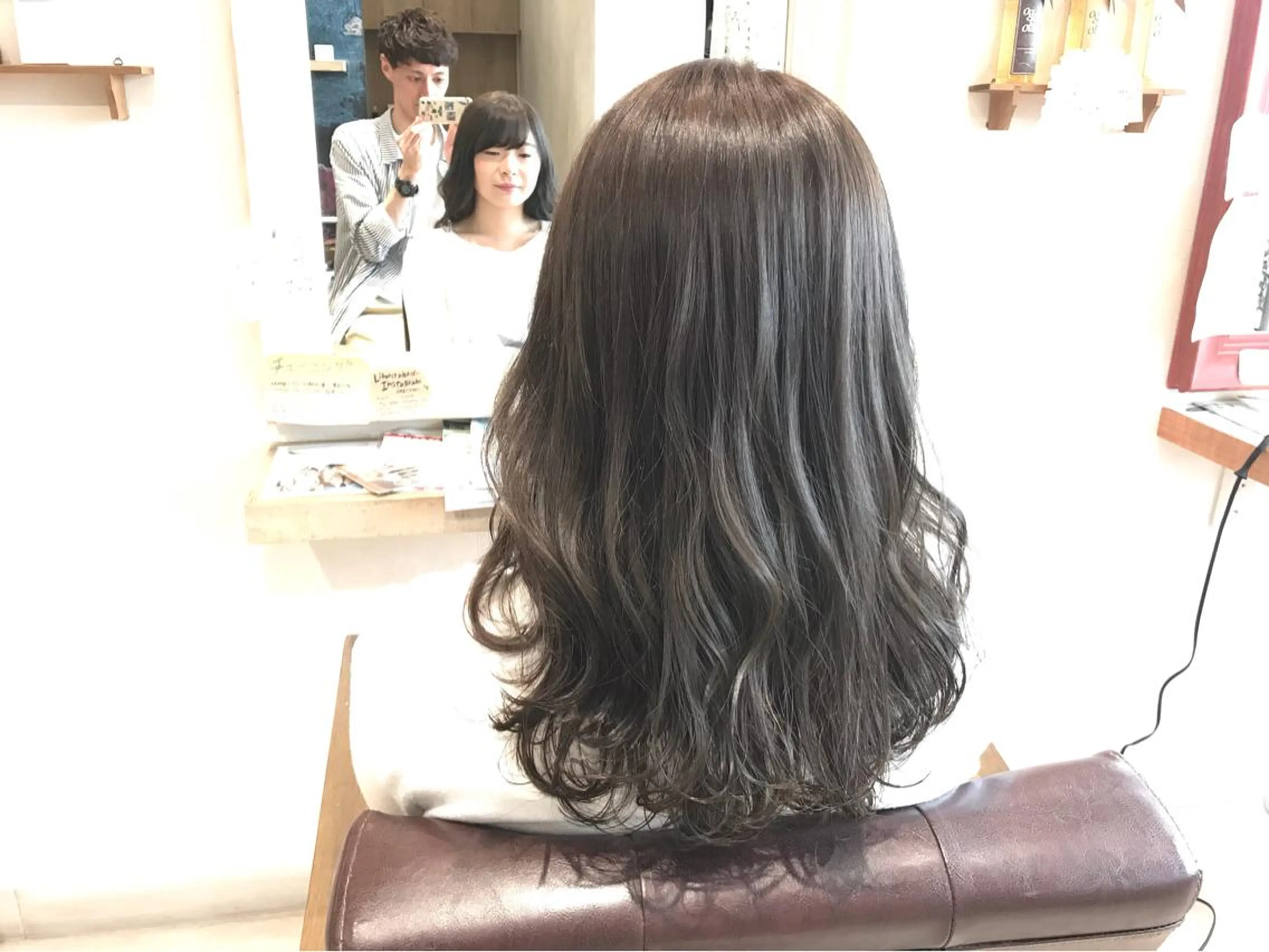 セミロング カラー イルミナカラー メンズ指名多数!! SiLO 田島のヘアスタイル