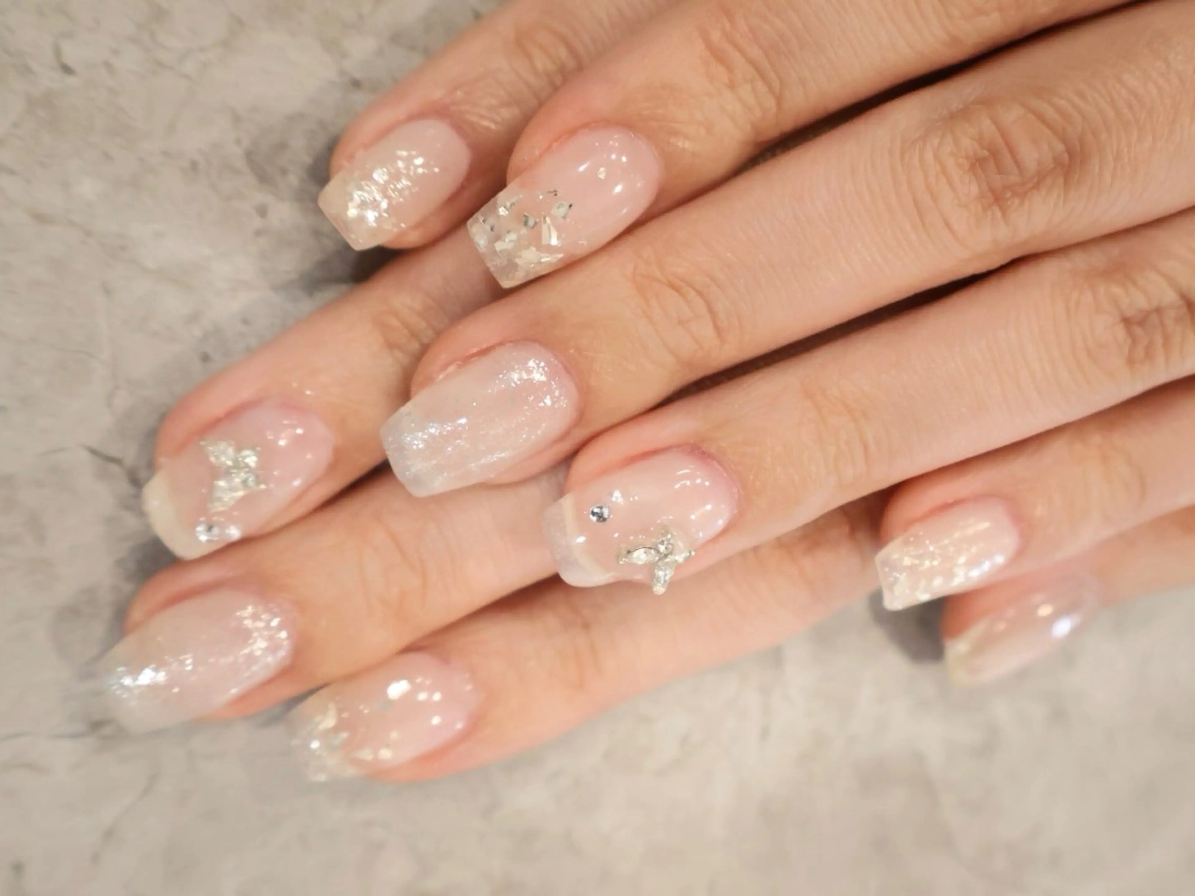 ネイル 穎 アオリのネイルデザイン