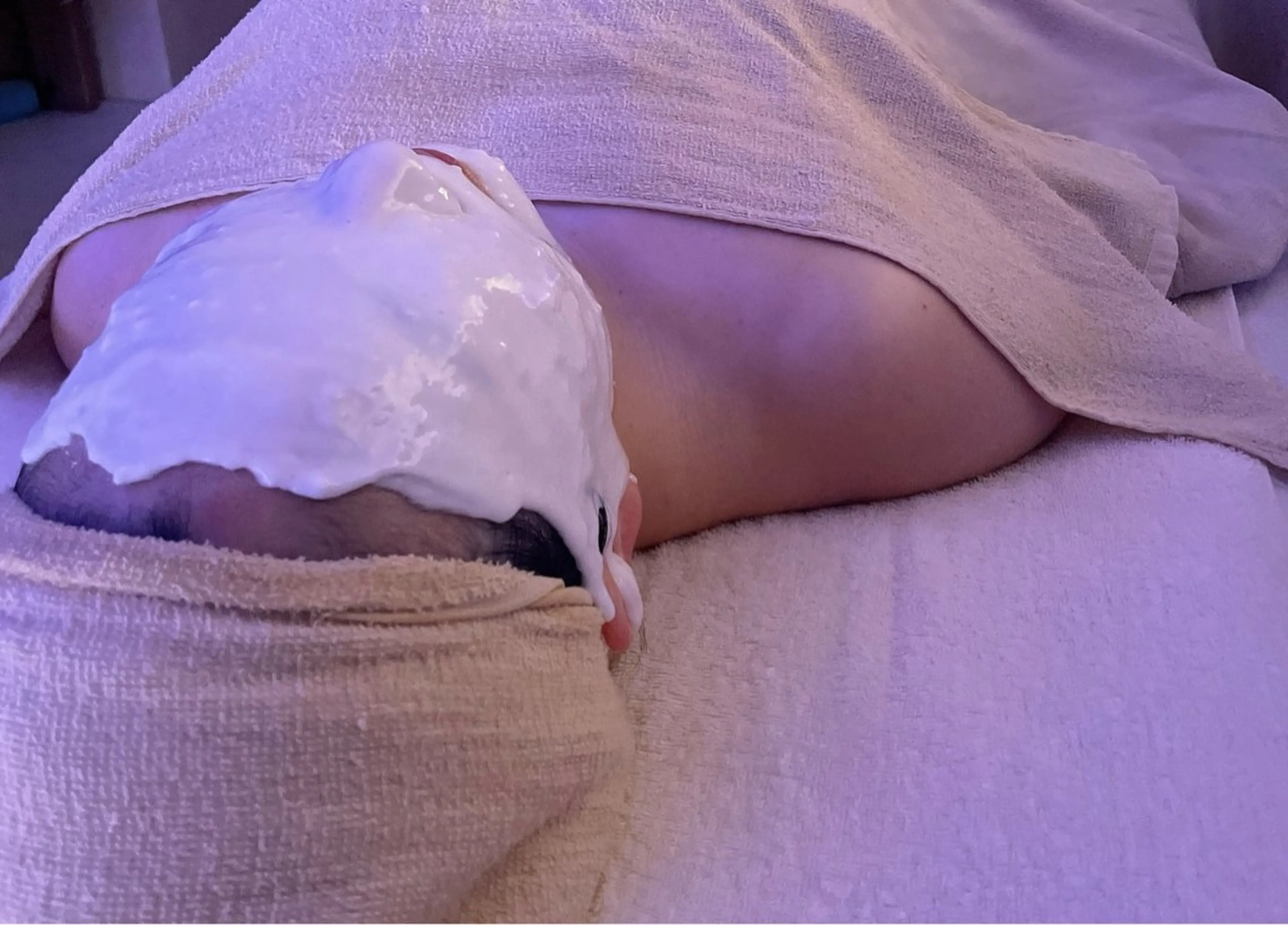 エクラ・ベルファンム所属・MENARDフェイシ ャルサロン【ERI】のエステ・リラクイメージ