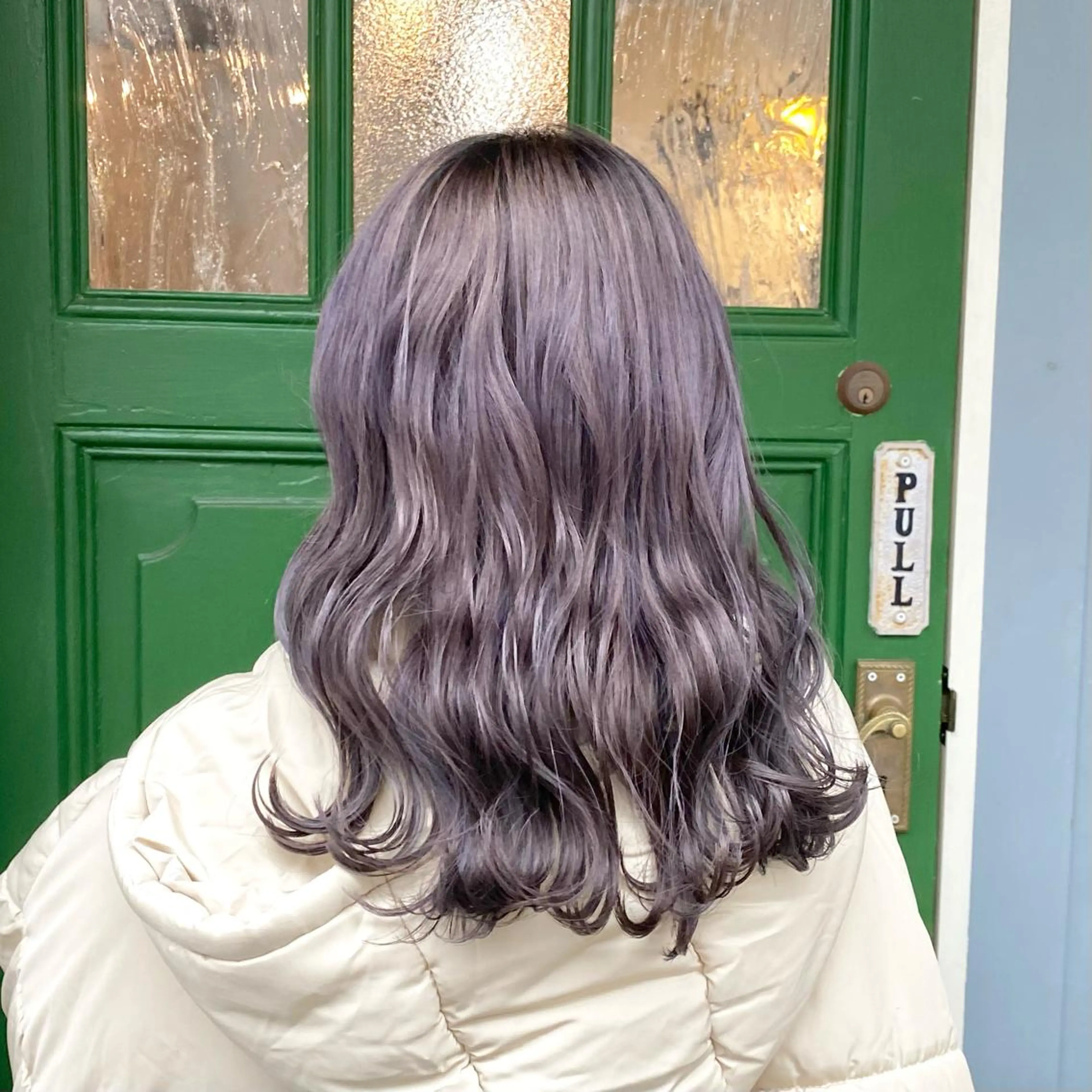 ミディアム カラー アッシュ ブリーチ ラベンダーカラー ラベンダーアッシュ カット ヘアカラー トリートメント ヘッドスパ BRITS 渡辺 菜々子のヘアスタイル