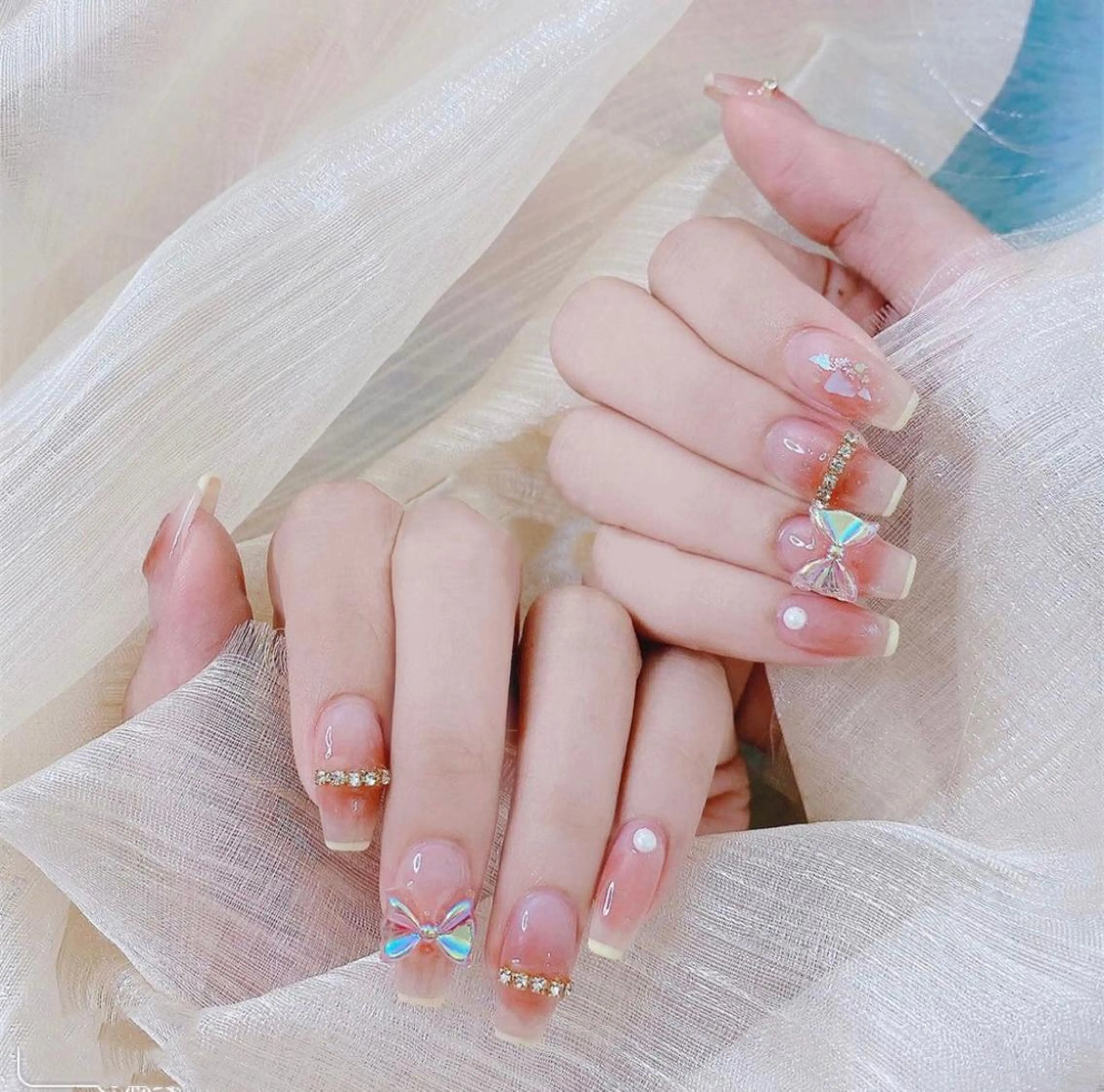 ミディアム めぐみのネイルサロン 惠のネイルデザイン