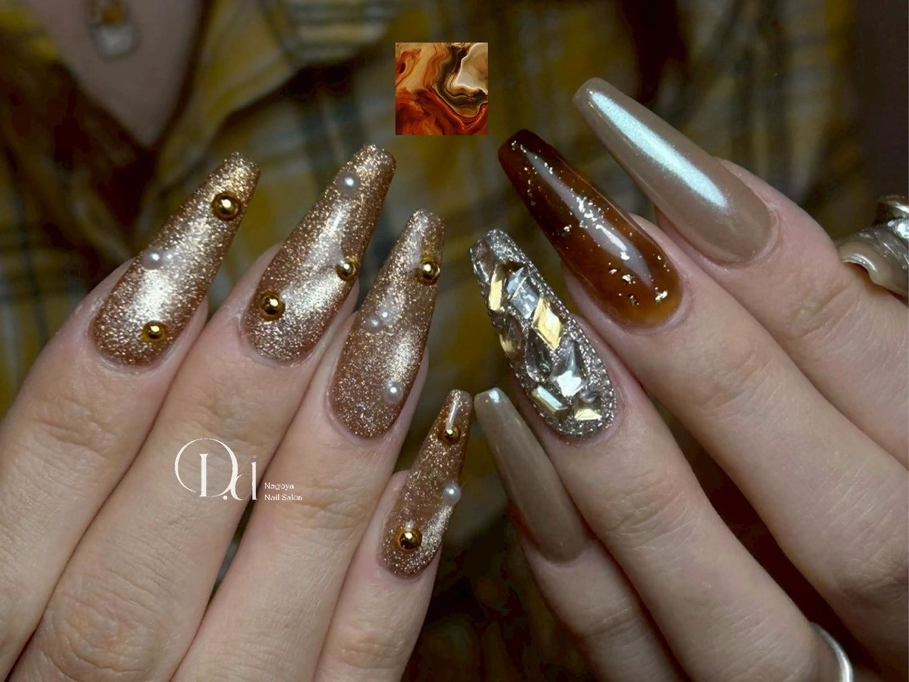 ネイル 長さ出し ジェルネイル 韓国ネイル マグネットネイル 持ち込み ハンドネイル D.d Reinaのネイルデザイン