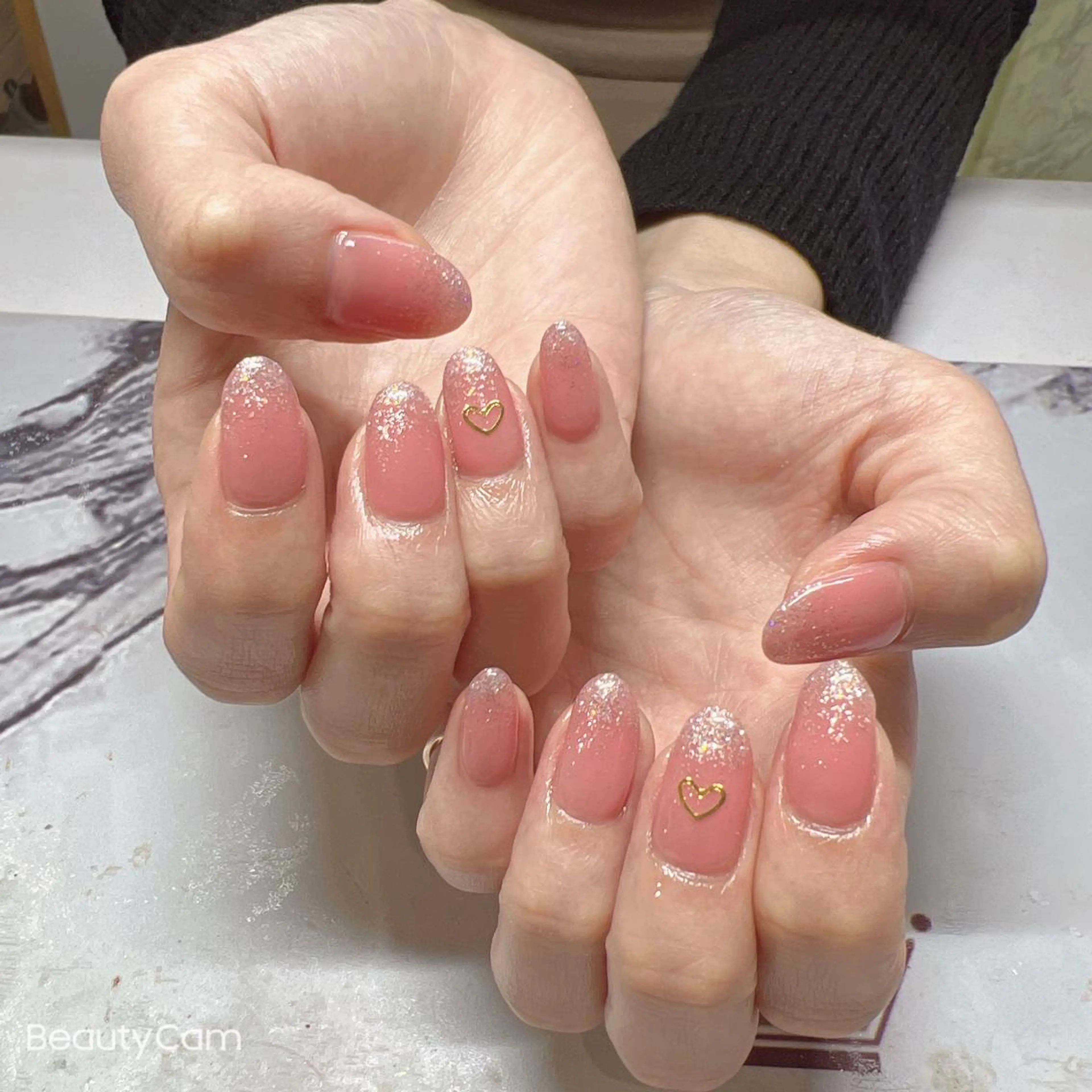 ネイル Guarendo錦糸町店所属・ガレンドウ 白澤 愛子のネイルデザイン