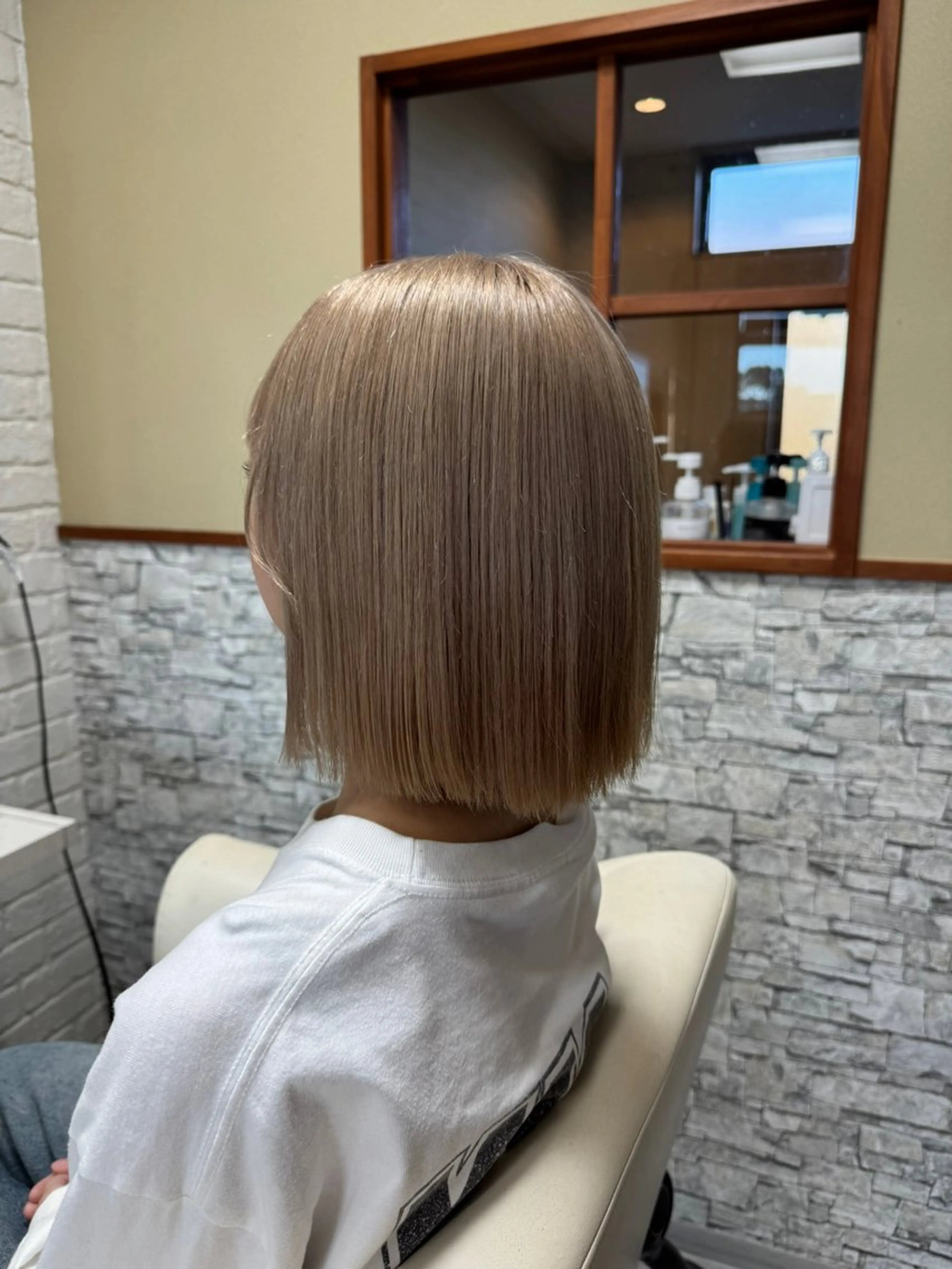 ショート カラー ボブ Hair&Make CHUM所属・HIROKI/レイヤ ーカット／美髪のヘアスタイル