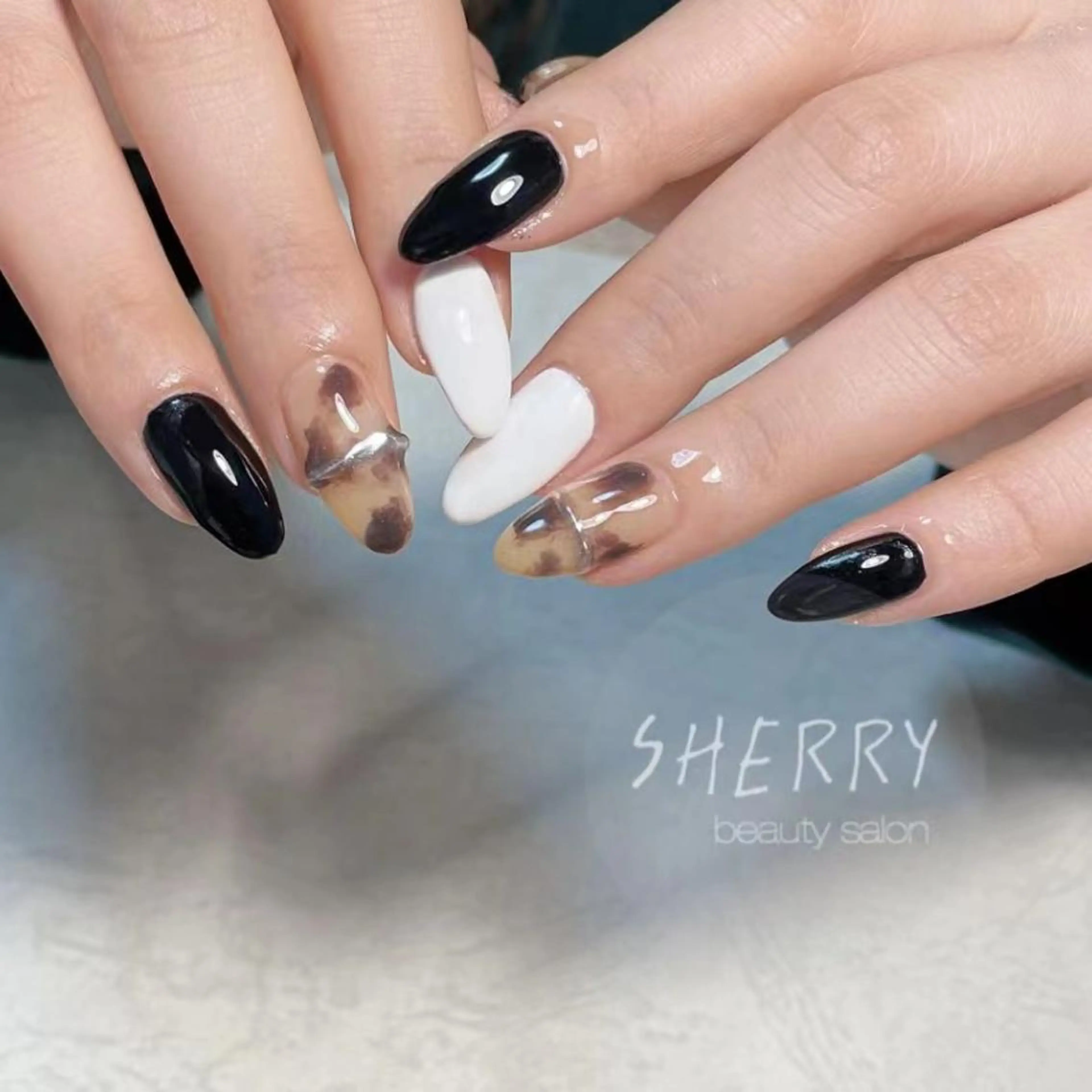 ネイル moe自宅ネイルサロン所属・萌 自宅ネイルサロンのネイルデザイン