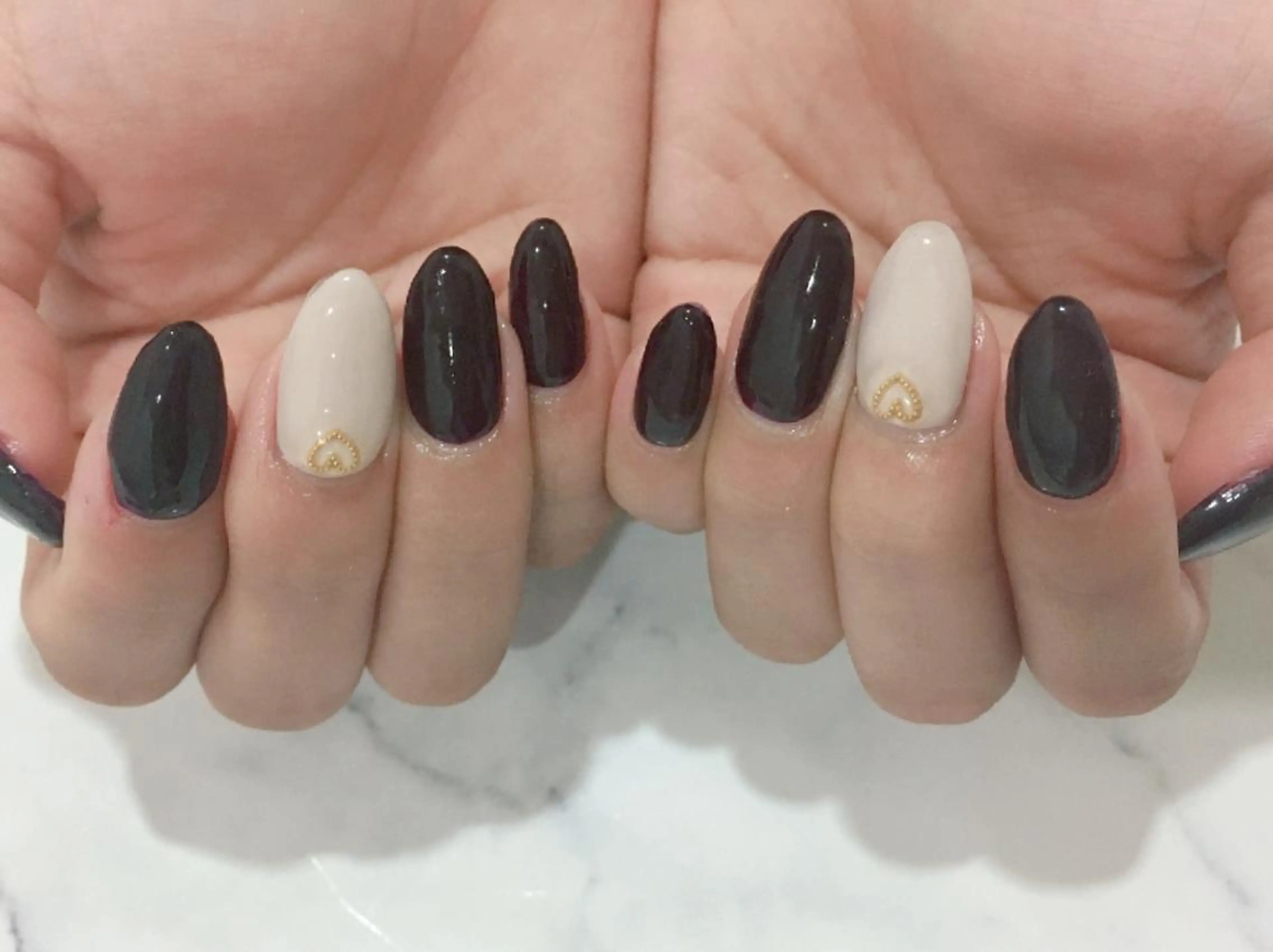 ネイル 長さ出し フラワーネイル フットネイル ジェルネイル グラデーション ネイル＆フラワーサロン〜Ri✦hiro〜鳥栖店所属・HIRATA RIEのネイルデザイン