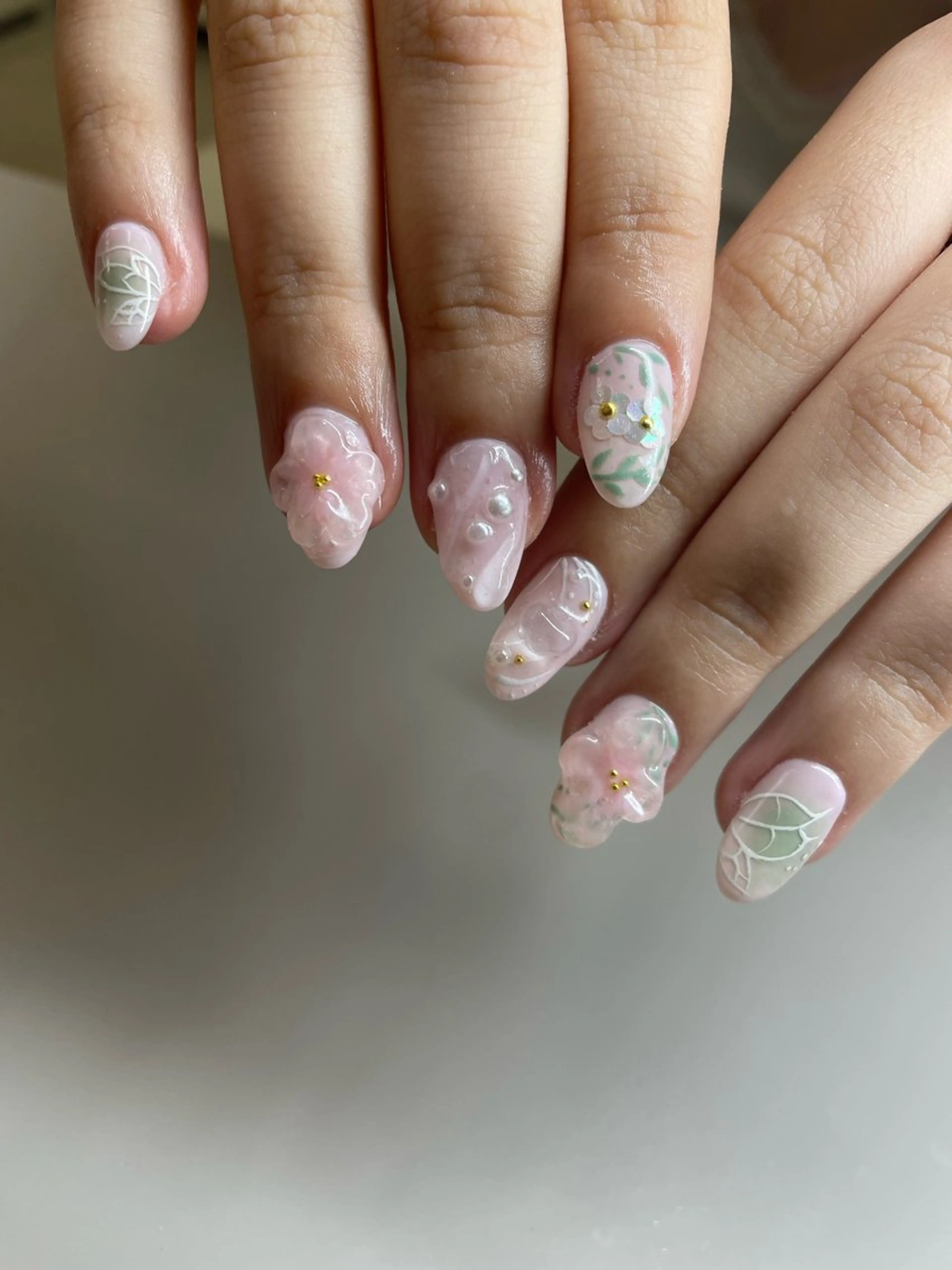 ネイル ハンドネイル Hisaka Mikiのネイルデザイン