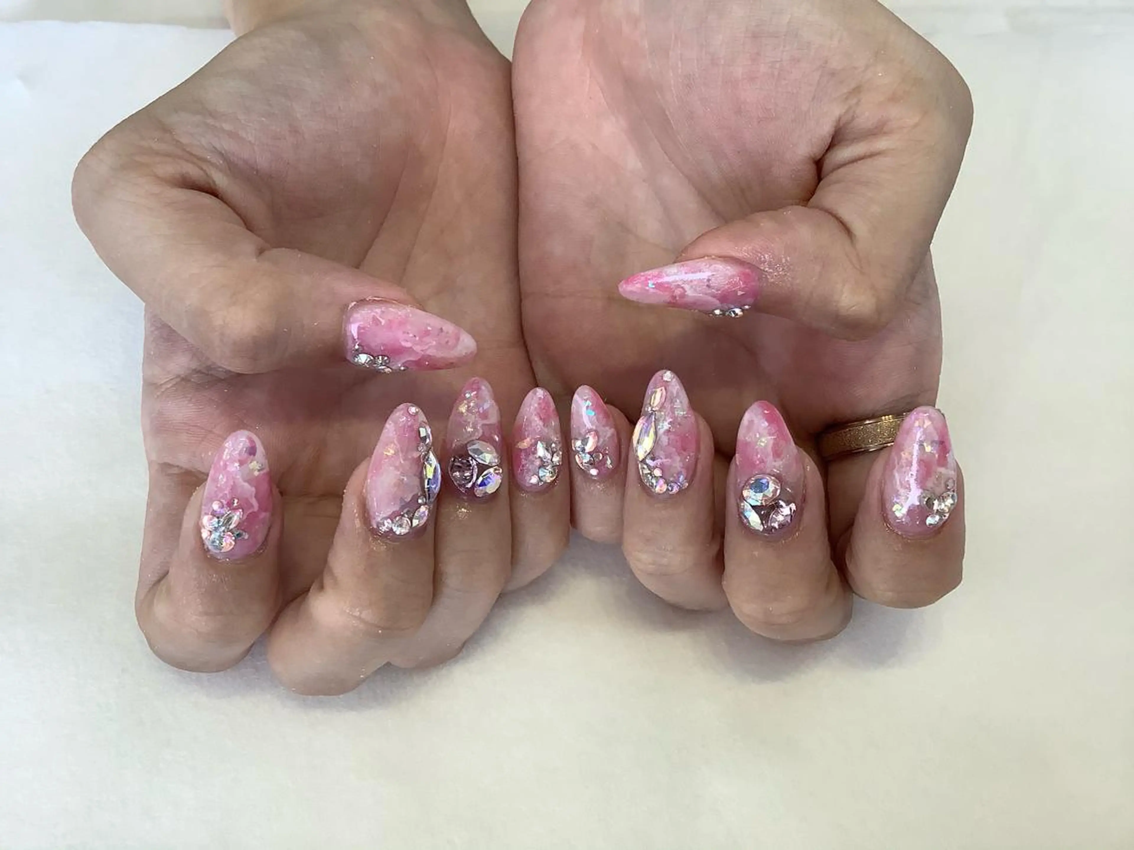 ネイル ハンドネイル 💎🐰 saki. m 🐰💎のネイルデザイン