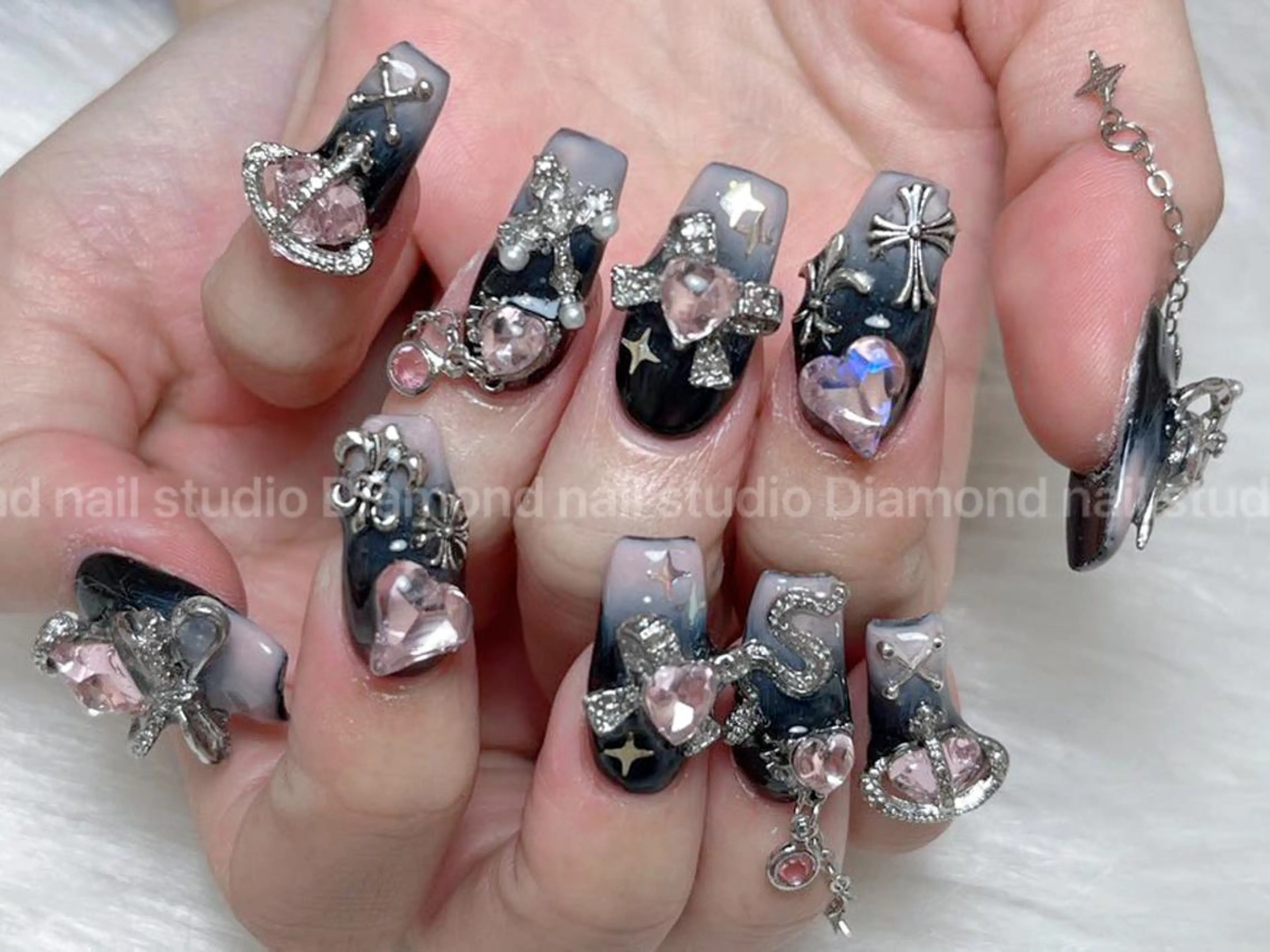 ネイル ハンドネイル DIAMOND Nail🍒のネイルデザイン