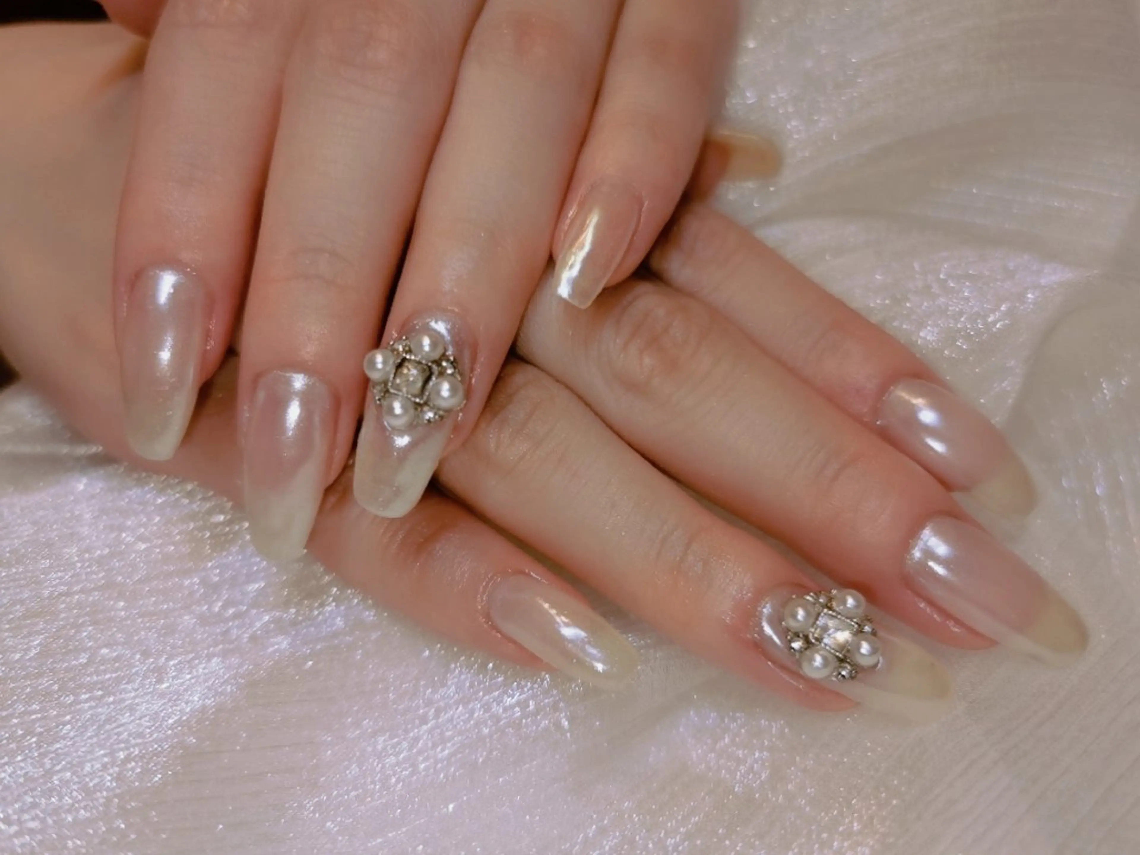 ネイル ハンドネイル ネイリストゆか💅 長さだし、深爪矯正のネイルデザイン