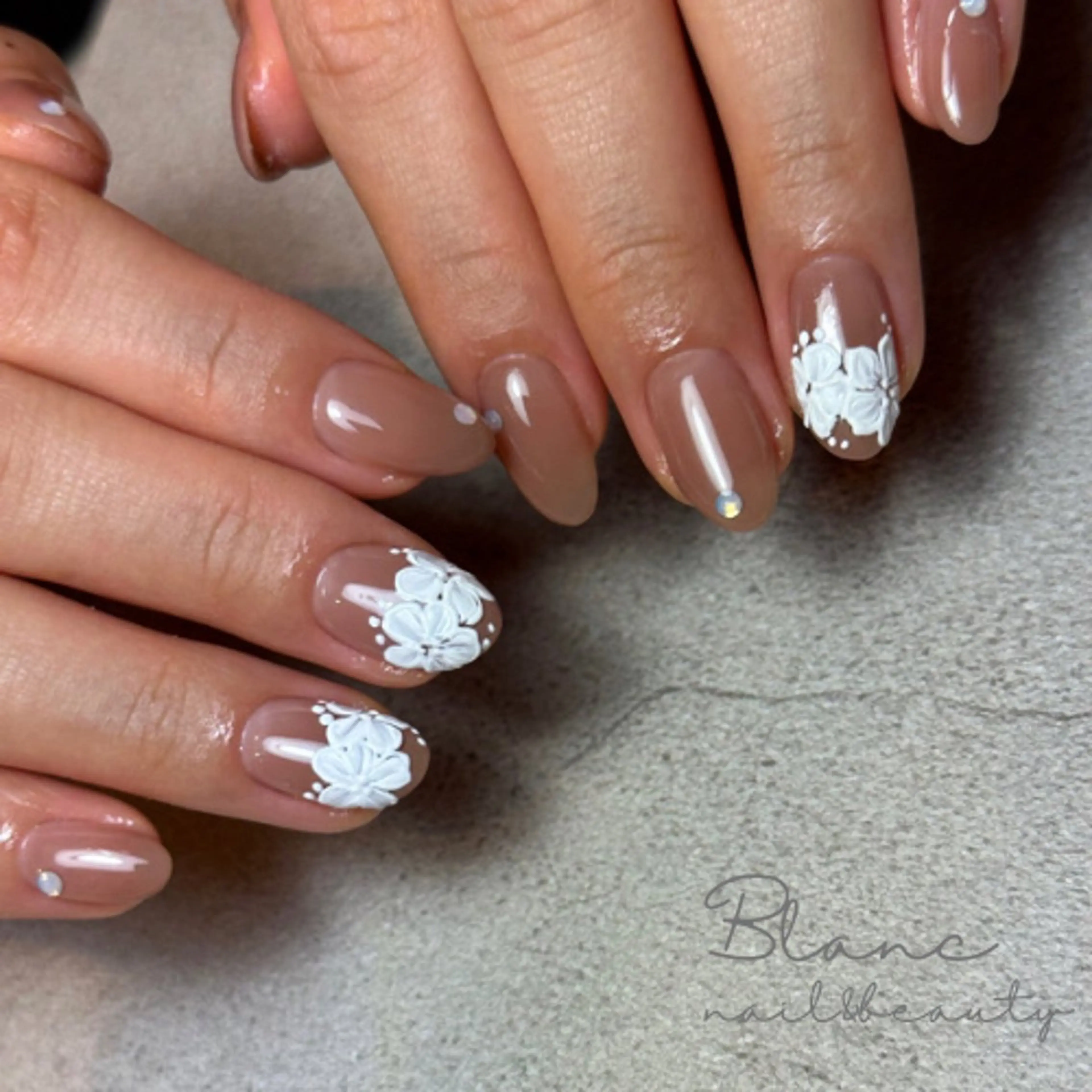 ネイル フラワーネイル Blanc ブランのネイルデザイン