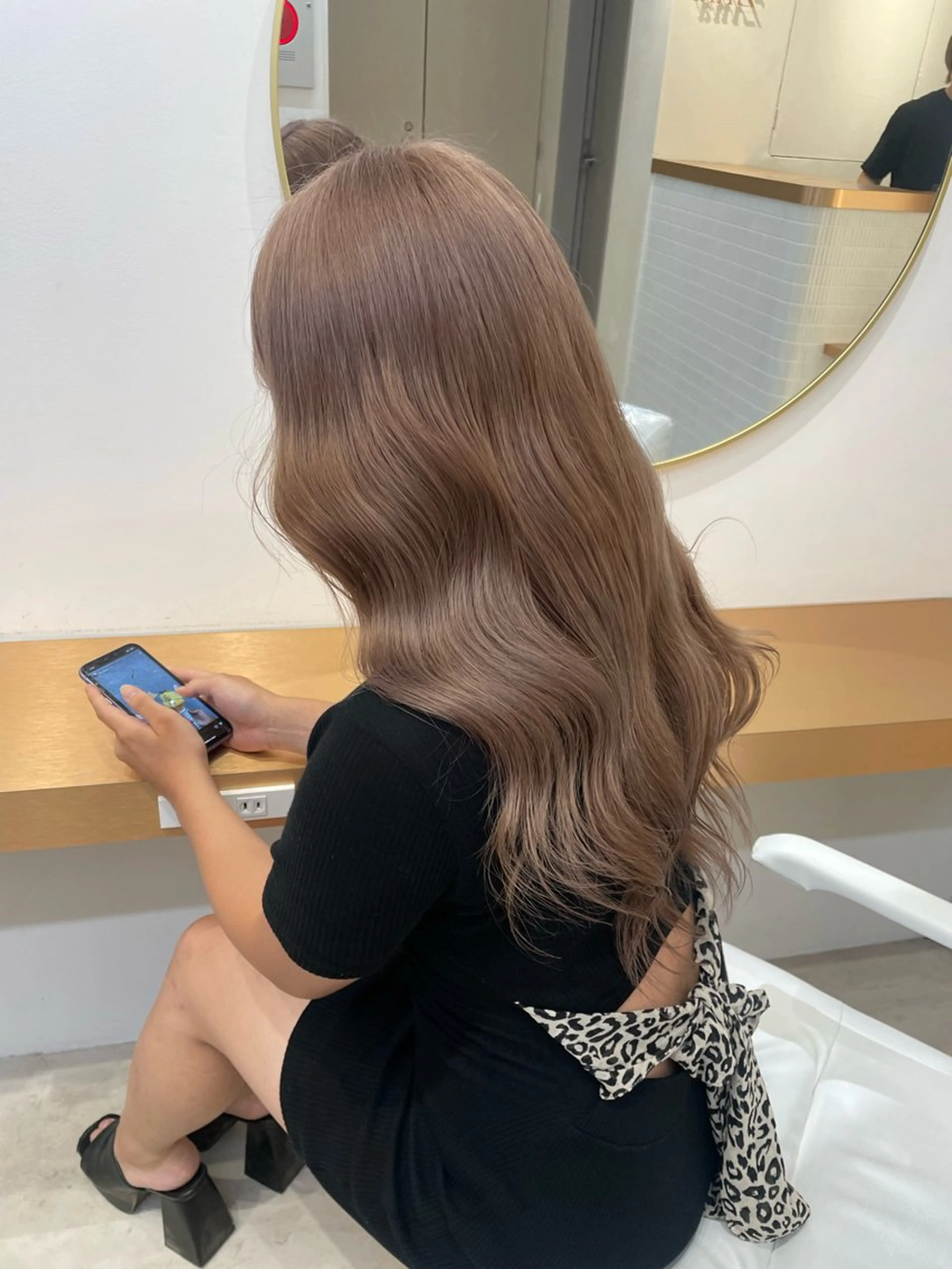 人気No.1🌹【期間限定価格】似合わせカット+艶髪カラー+髪色改善トリートメントの写真