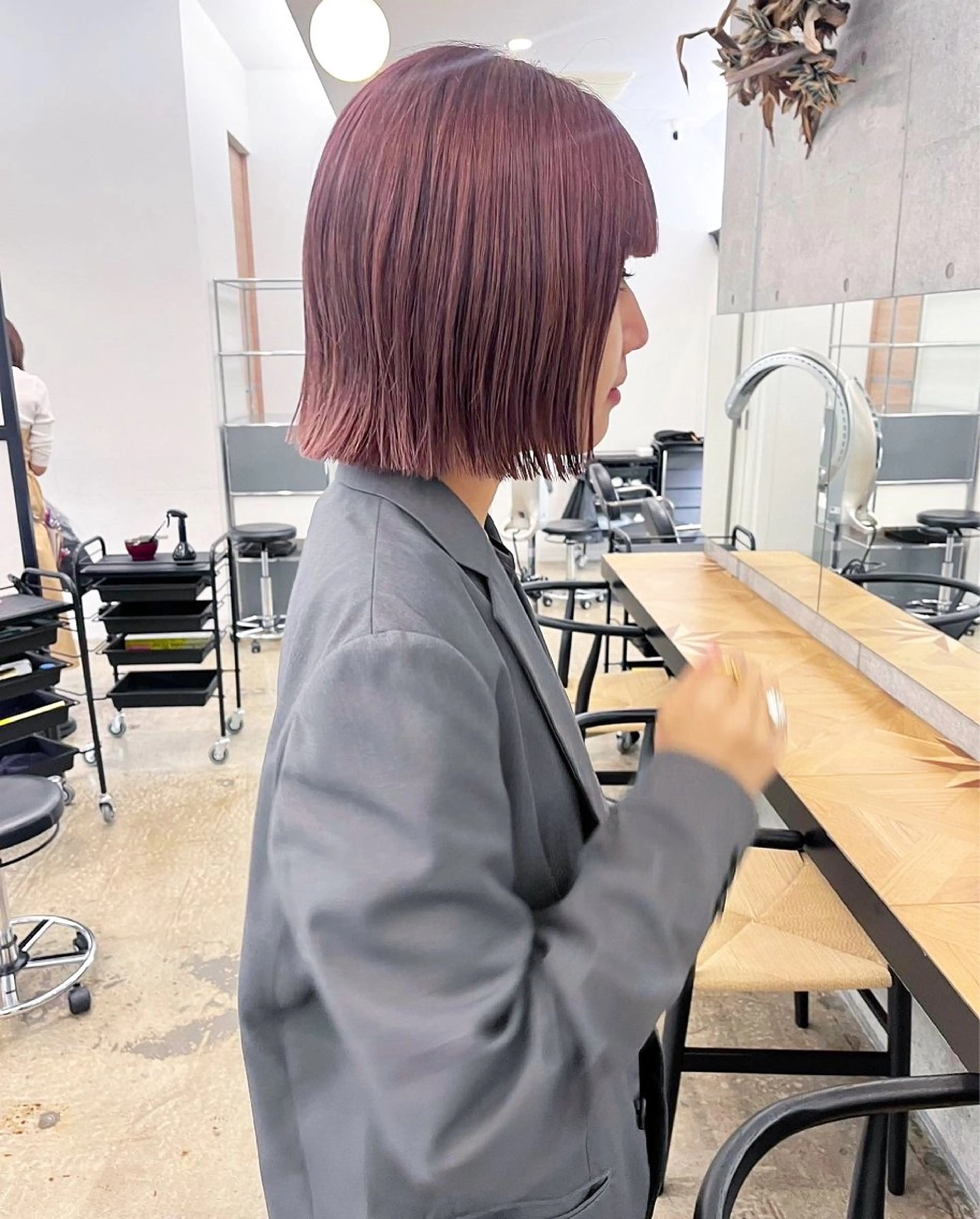 ミディアム カラー ハイトーンカラー ピンクカラー ボブ カット ヘアカラー GO TODAY SHAiRE SALON表参道Polaris店所属・暖色カラー/ピンク カラー/HARUKAのヘアスタイル