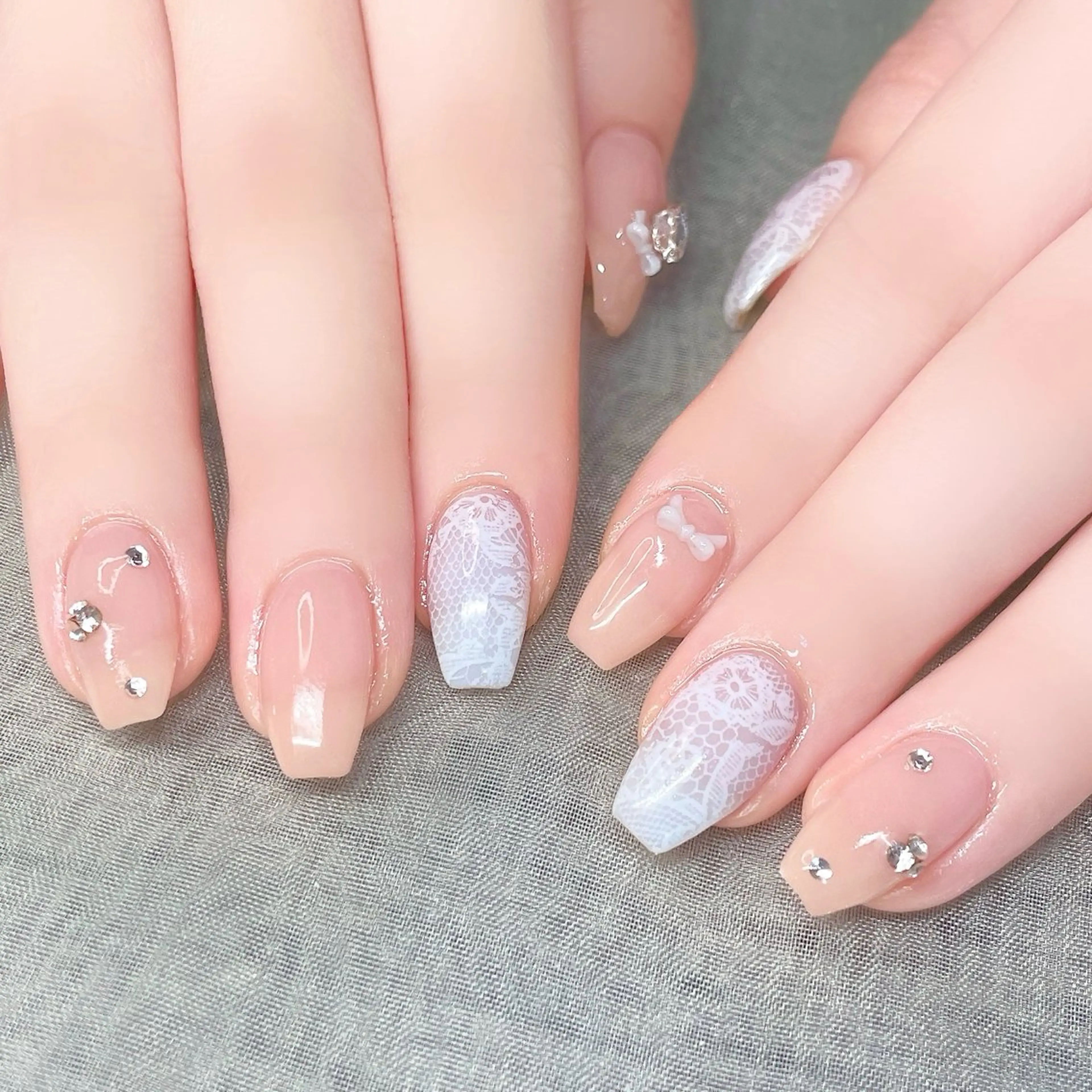 ネイル ストーンネイル ハンドネイル Nailist SUZU所属・Nailist suzuのネイルデザイン