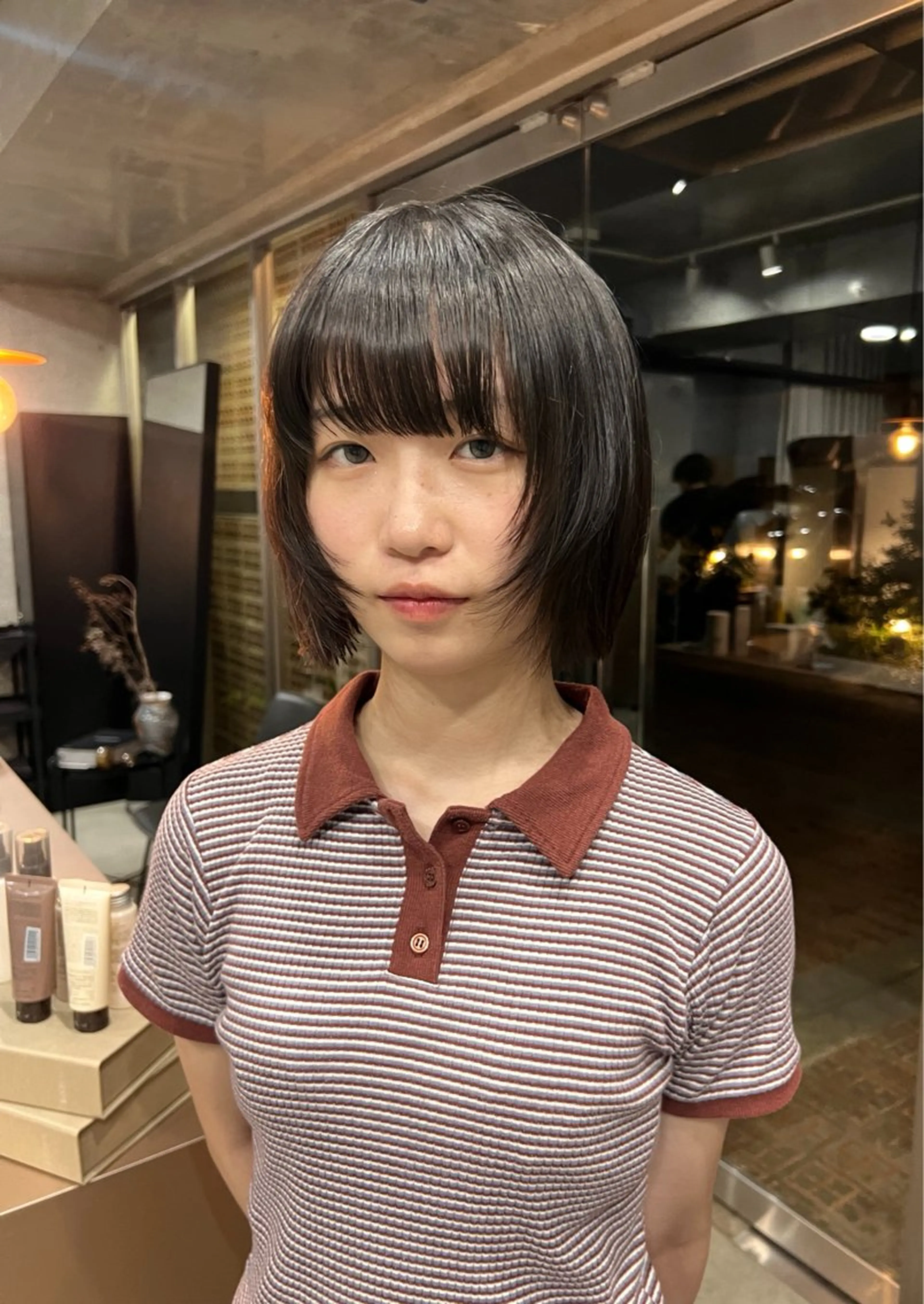 ショート レイヤーカット/ パーマ/表参道のヘアスタイル