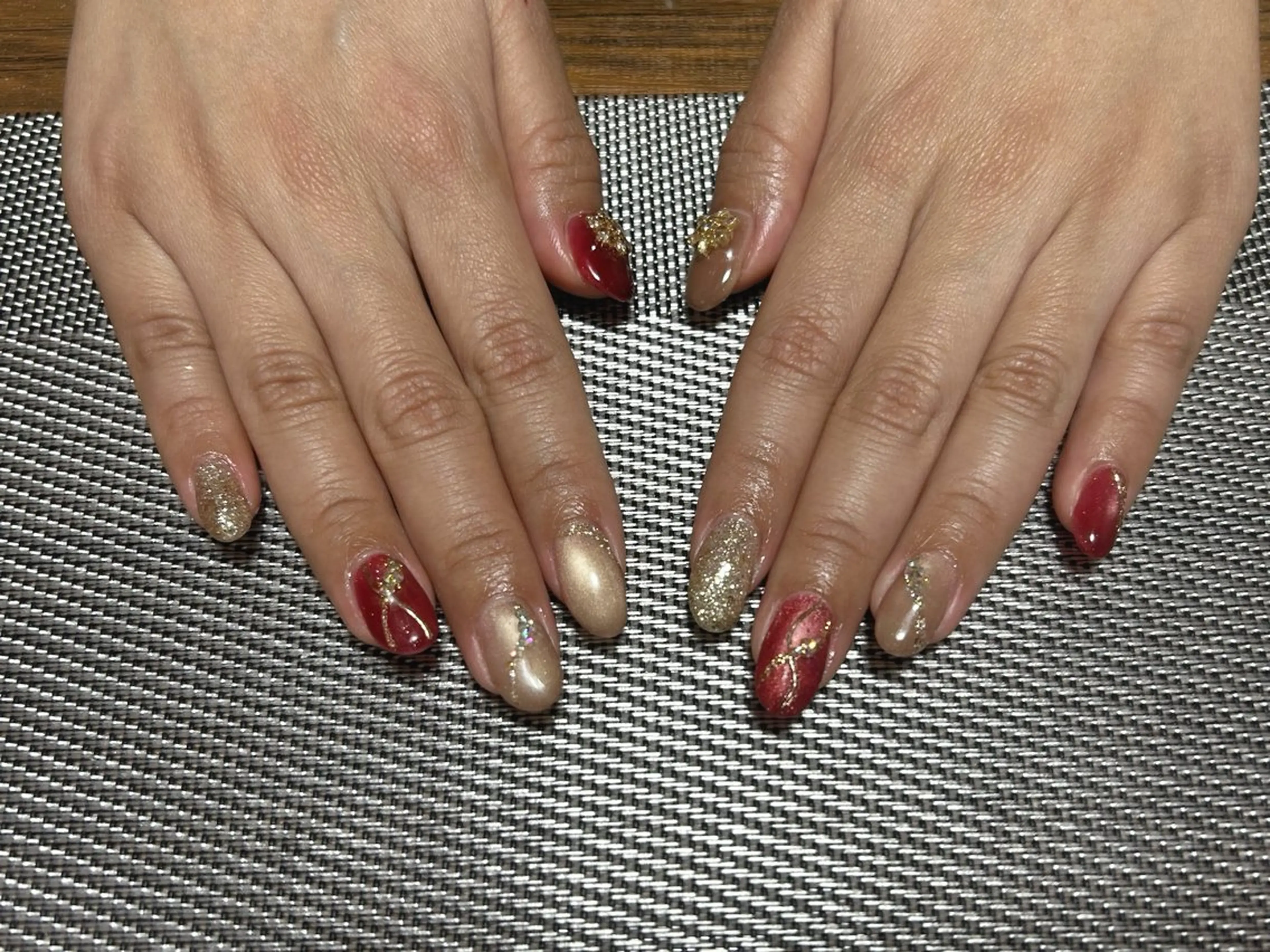 ネイル 冬ネイル クリスマス ハンドネイル i nailのネイルデザイン