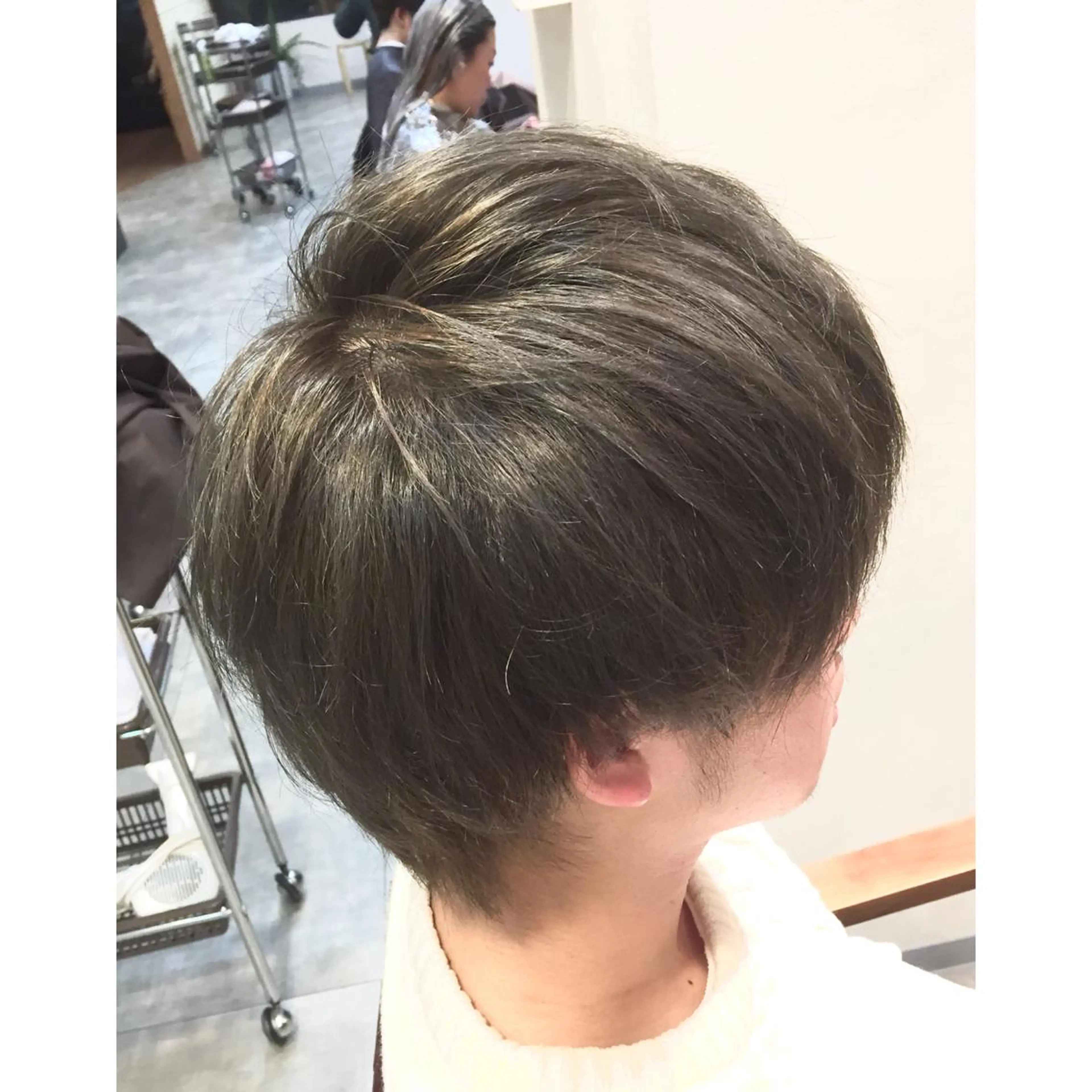 ショート カラー メンズ アッシュ アッシュグレー カット ヘアカラー トリートメント 透明感/ 美髪矯正/田中恭のヘアスタイル