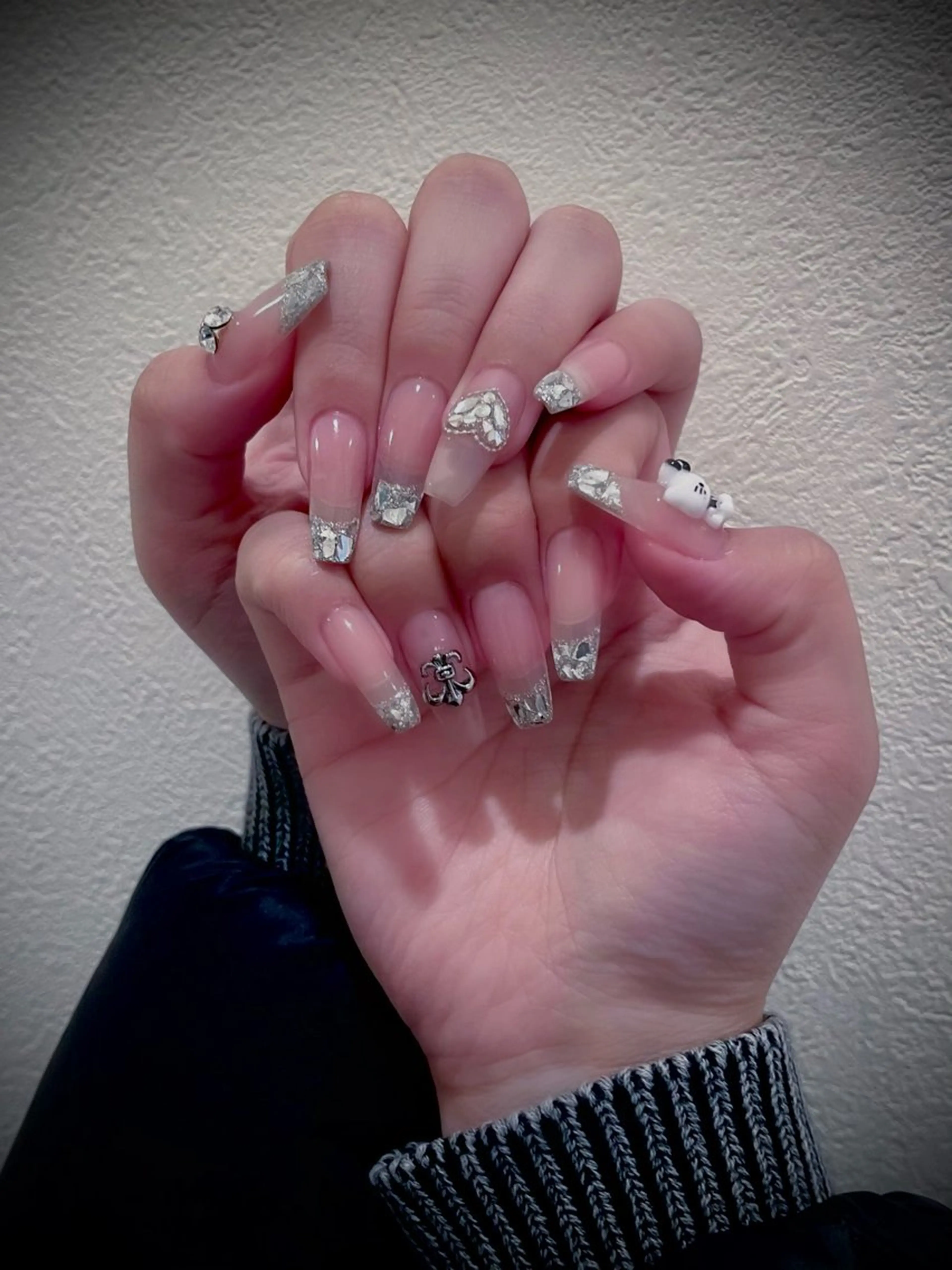 ネイル キラキラネイル マグネットネイル ワンカラーネイル スカルプネイル ワンホンネイル nine.🦋 YUKOのネイルデザイン