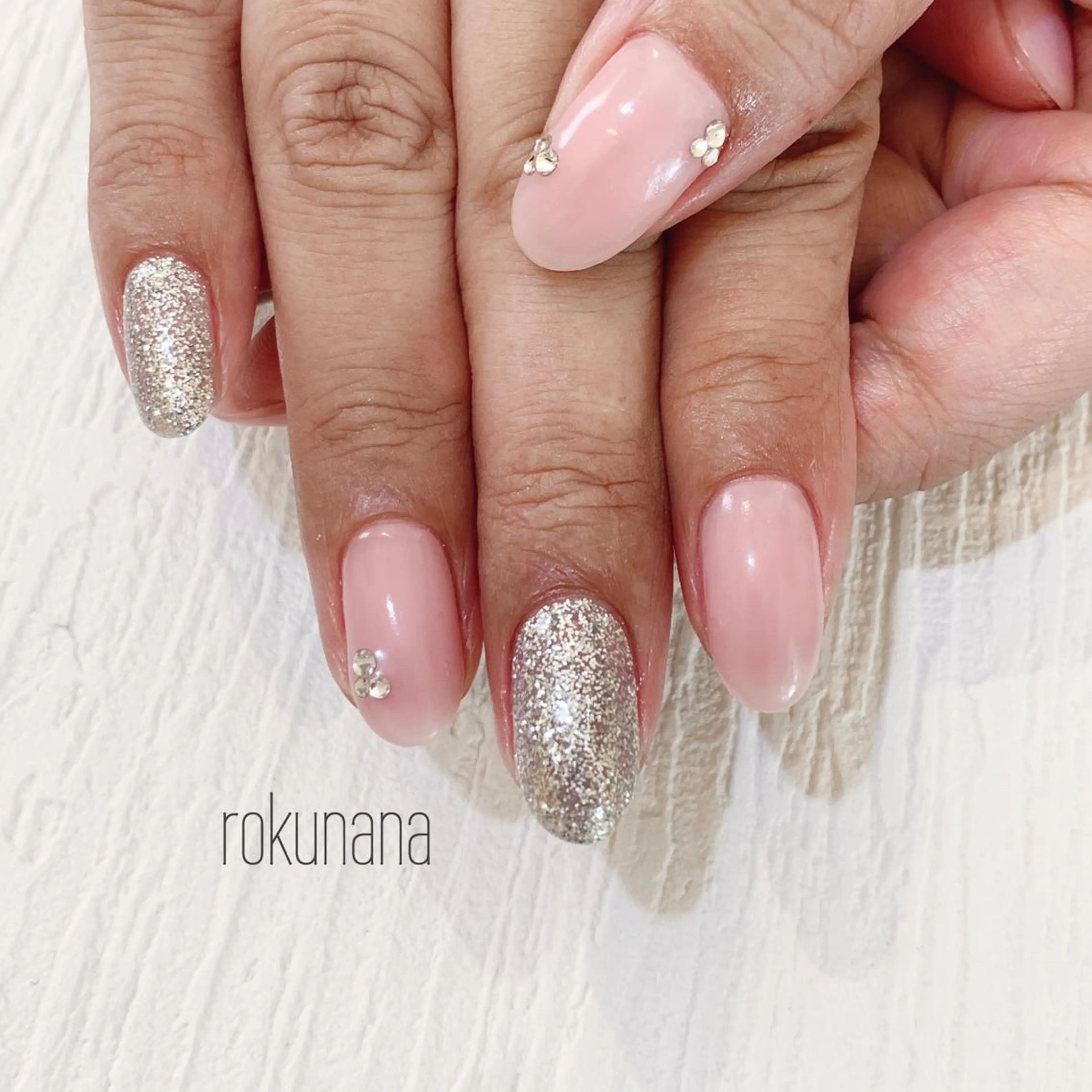 ネイル rokunana 佐野のネイルデザイン