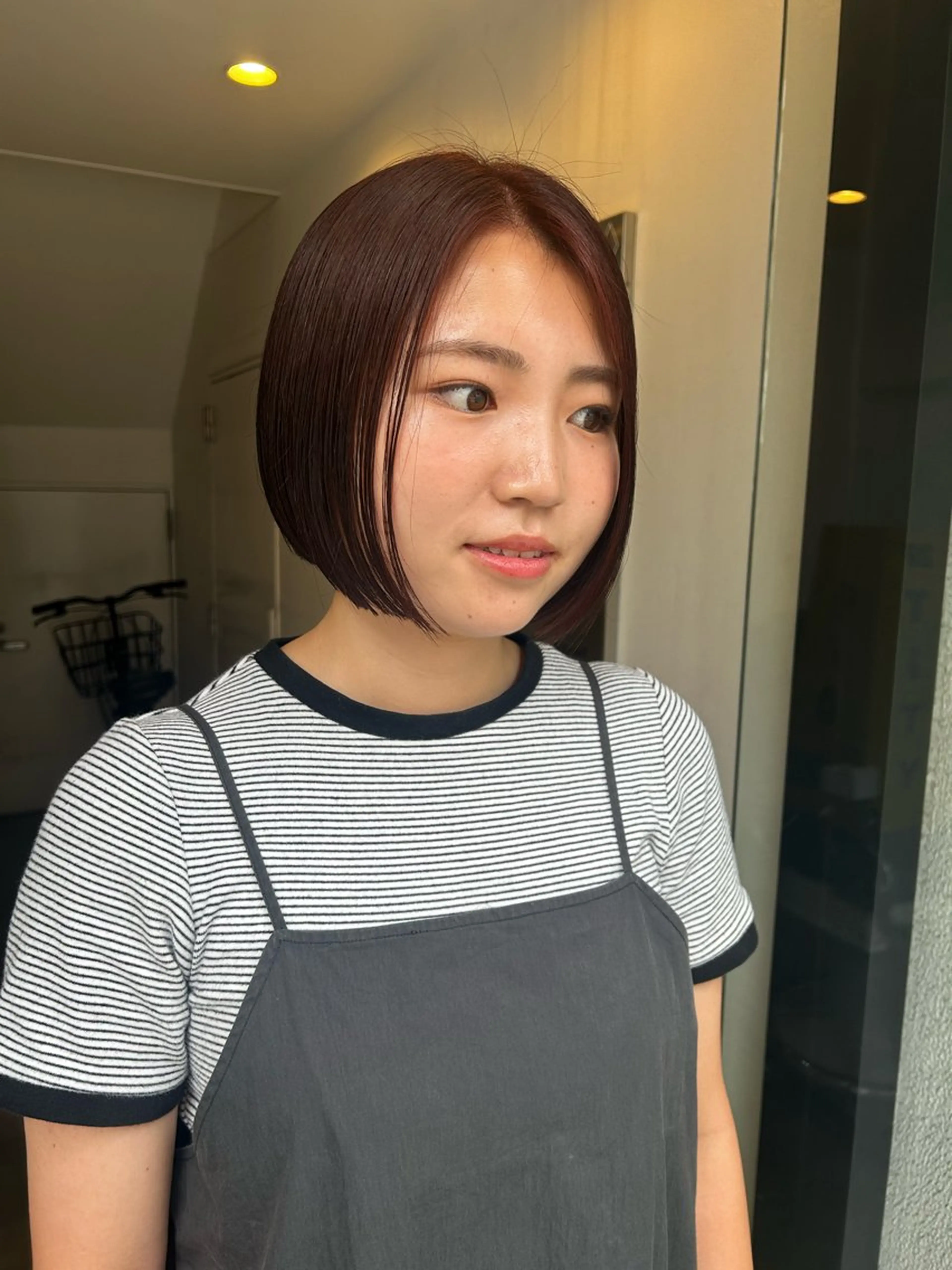 ショート hen所属・心斎橋/レイヤー/ ブリーチ/モエのヘアスタイル