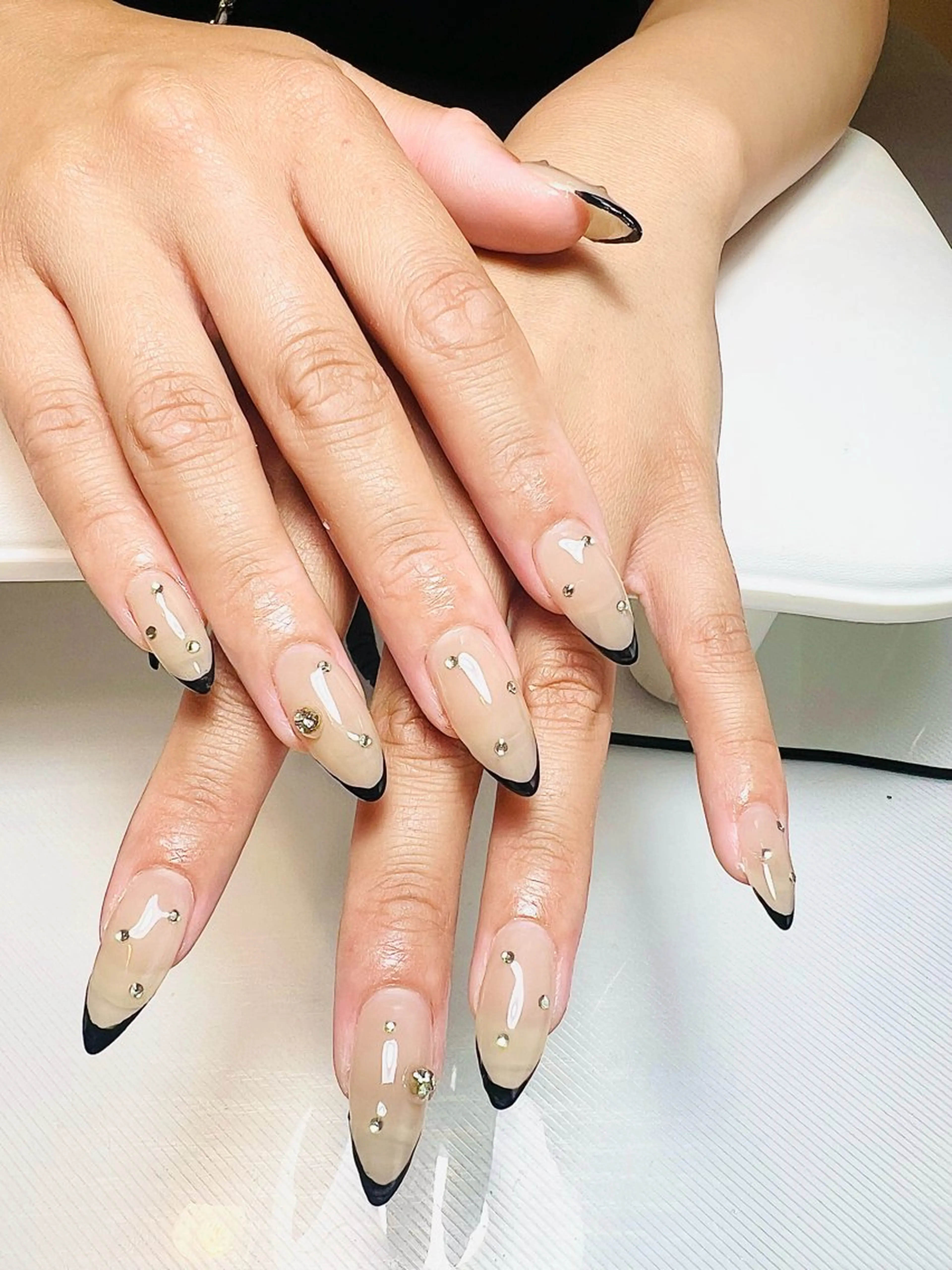 ネイル 長さ出し ハンドネイル ecru Nailのネイルデザイン