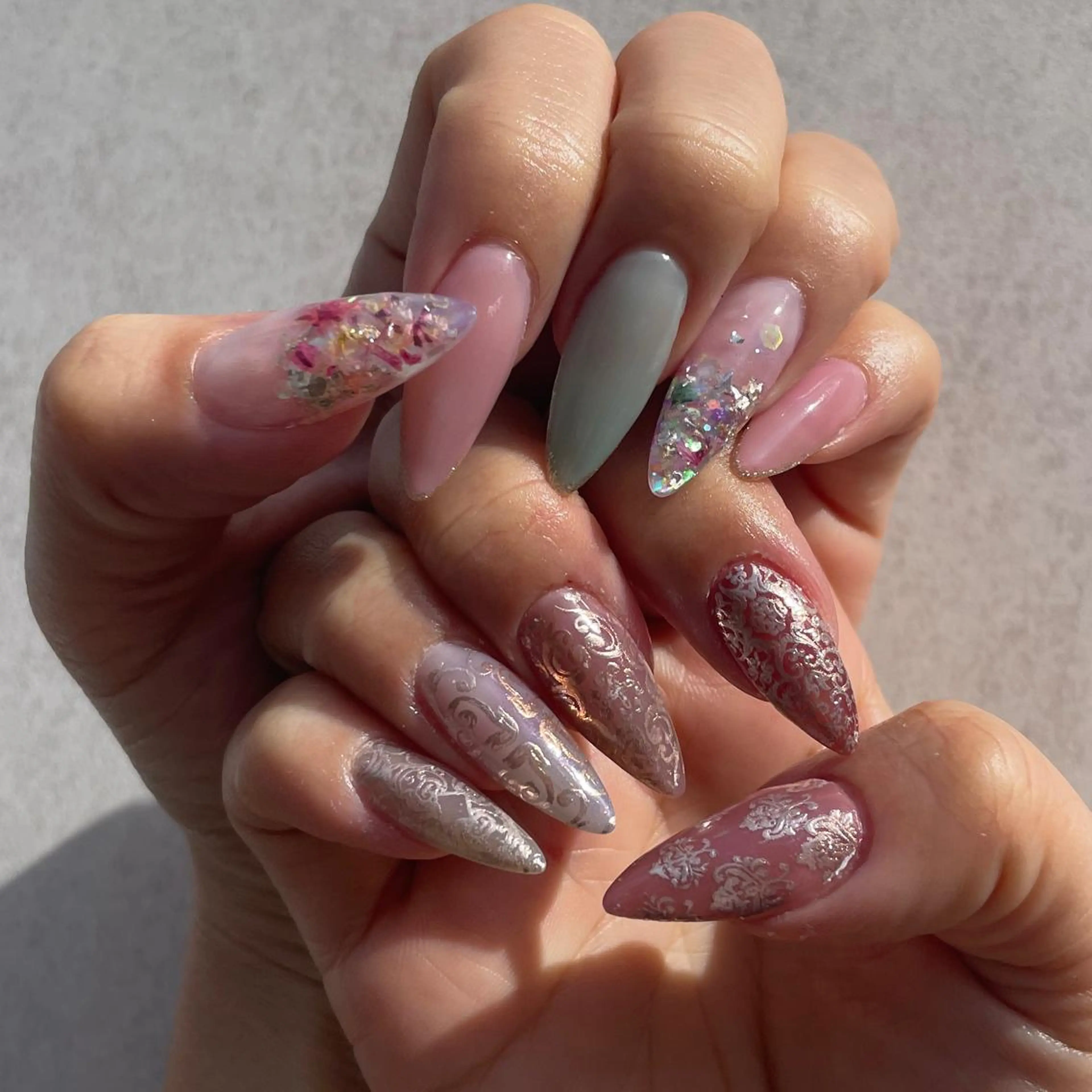 ネイル nail Eclat所属・志賀野 美喜のネイルデザイン