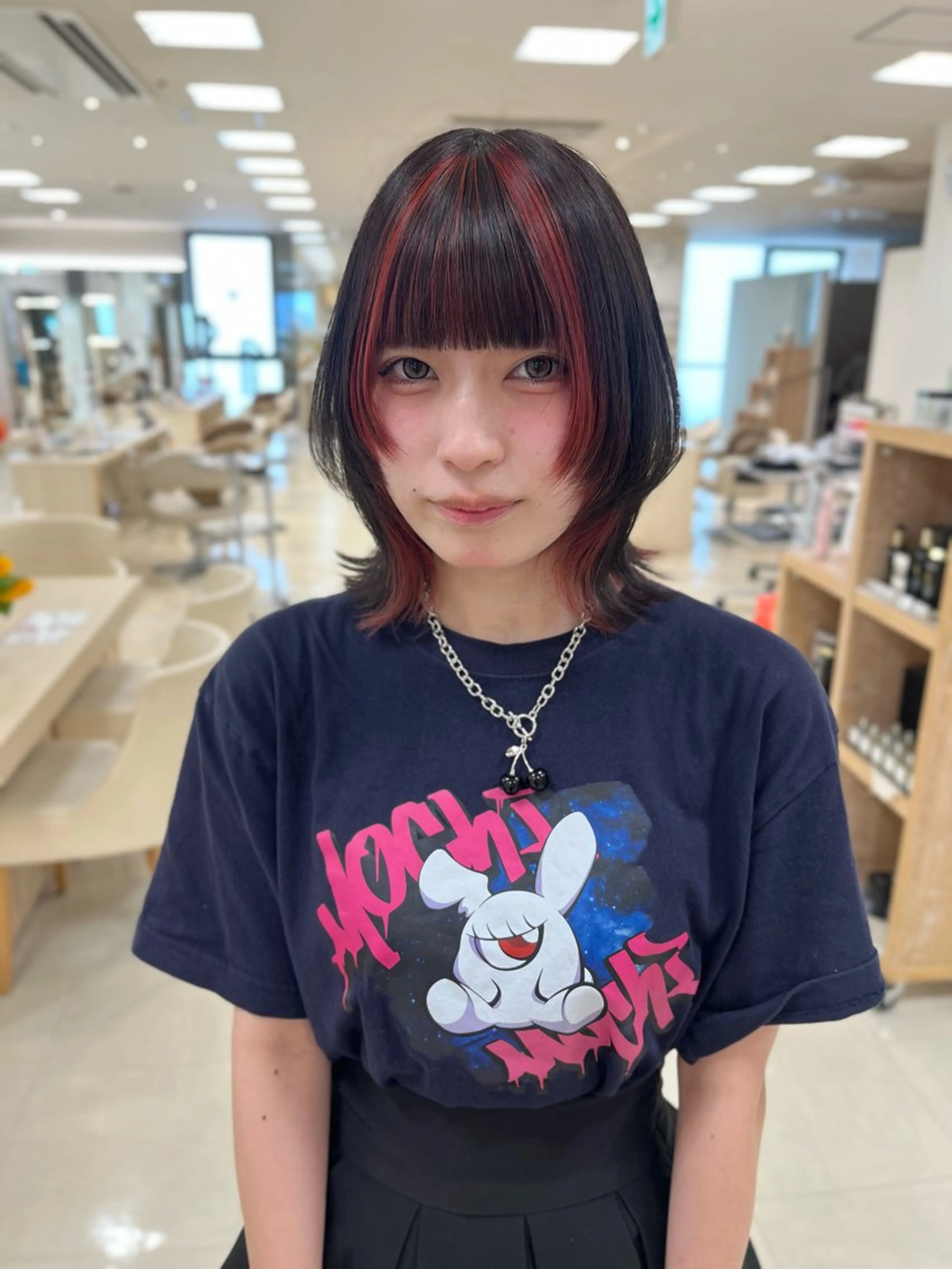 ミディアム カラー カット ヘアカラー トリートメント 暖色専門美容師🎀 お客様満足度◎のヘアスタイル