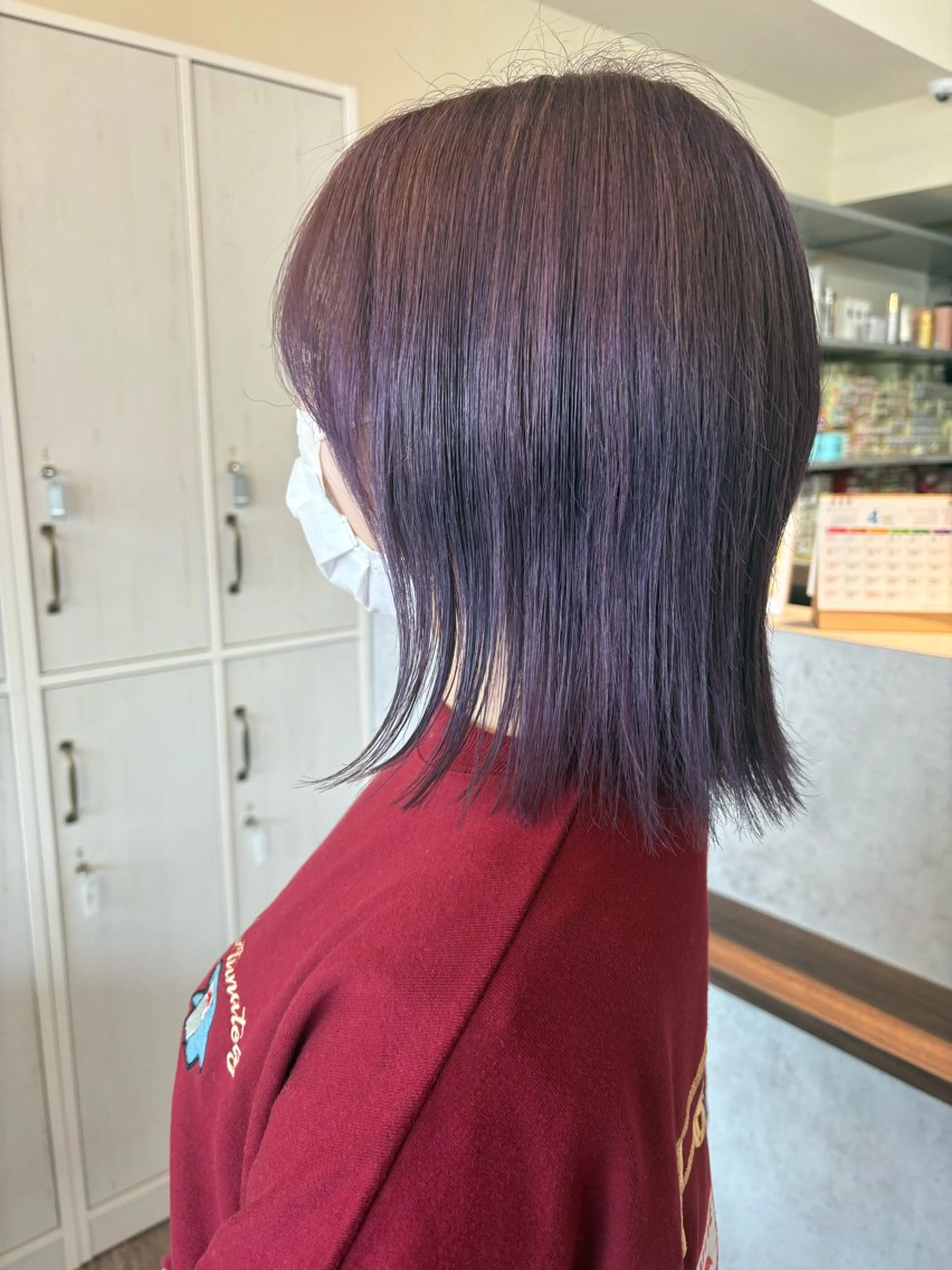 ミディアム パープルカラー ヘアカラー 西田 朋華のヘアスタイル