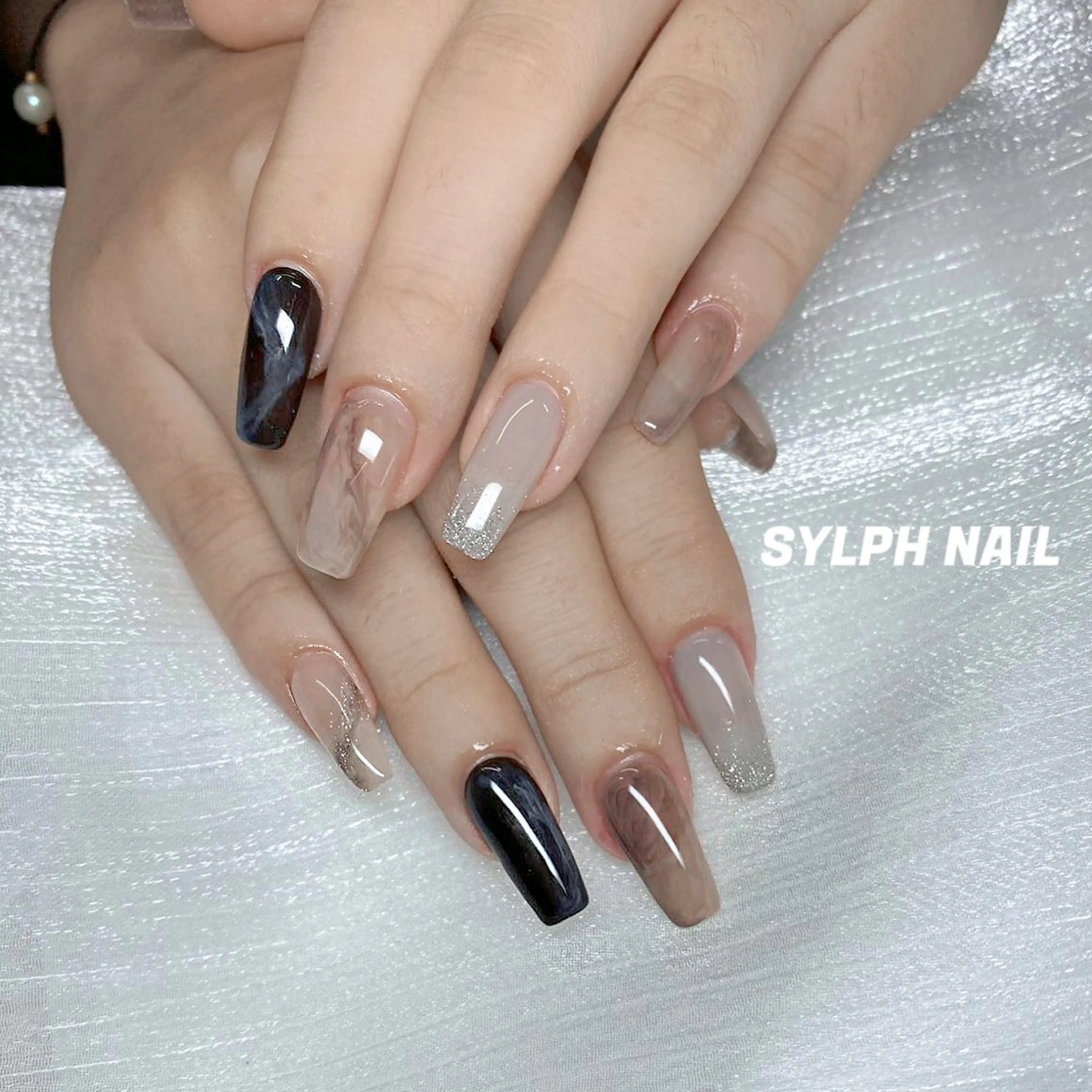 ネイル ハンドネイル Trend Nail シルフのネイルデザイン