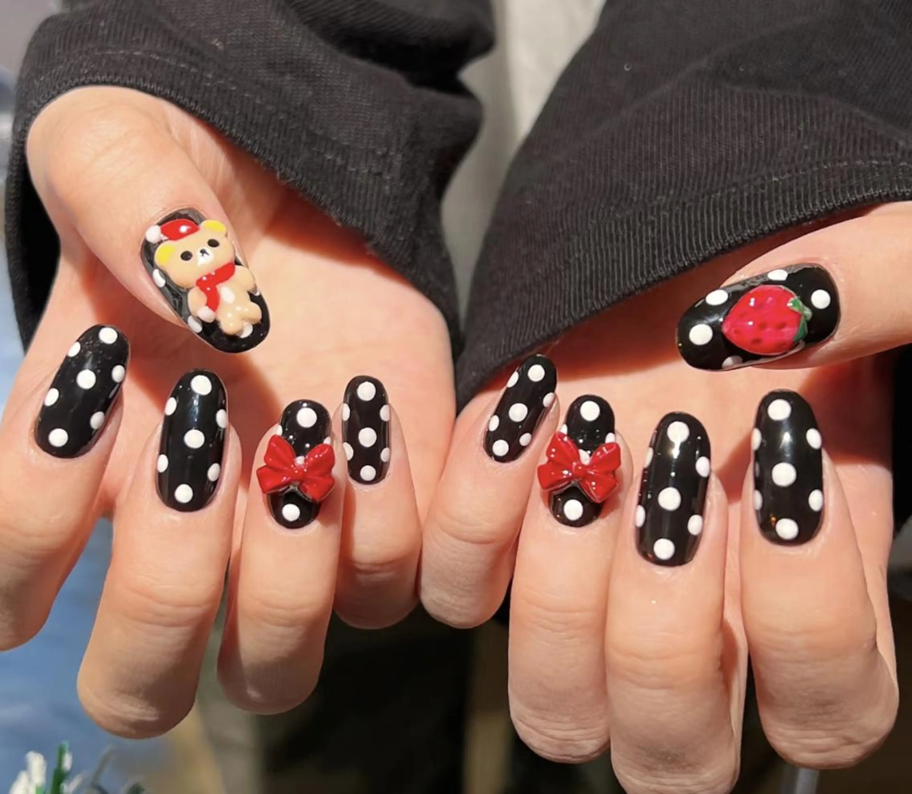 ネイル ハンドネイル 🎀 NaNa_nailのネイルデザイン