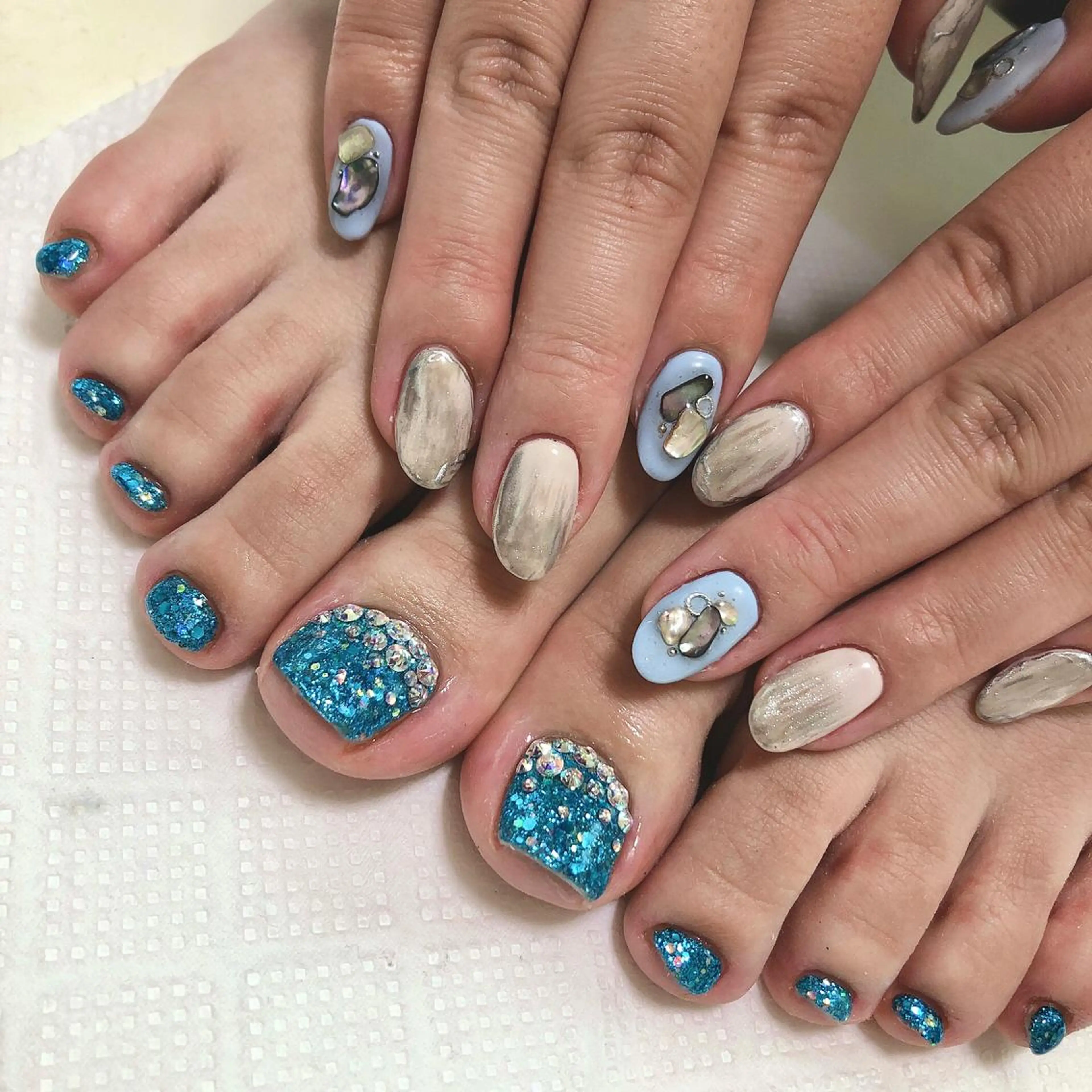 ネイル フットネイル ニュアンスネイル 春ネイル 夏ネイル しば まなみのネイルデザイン