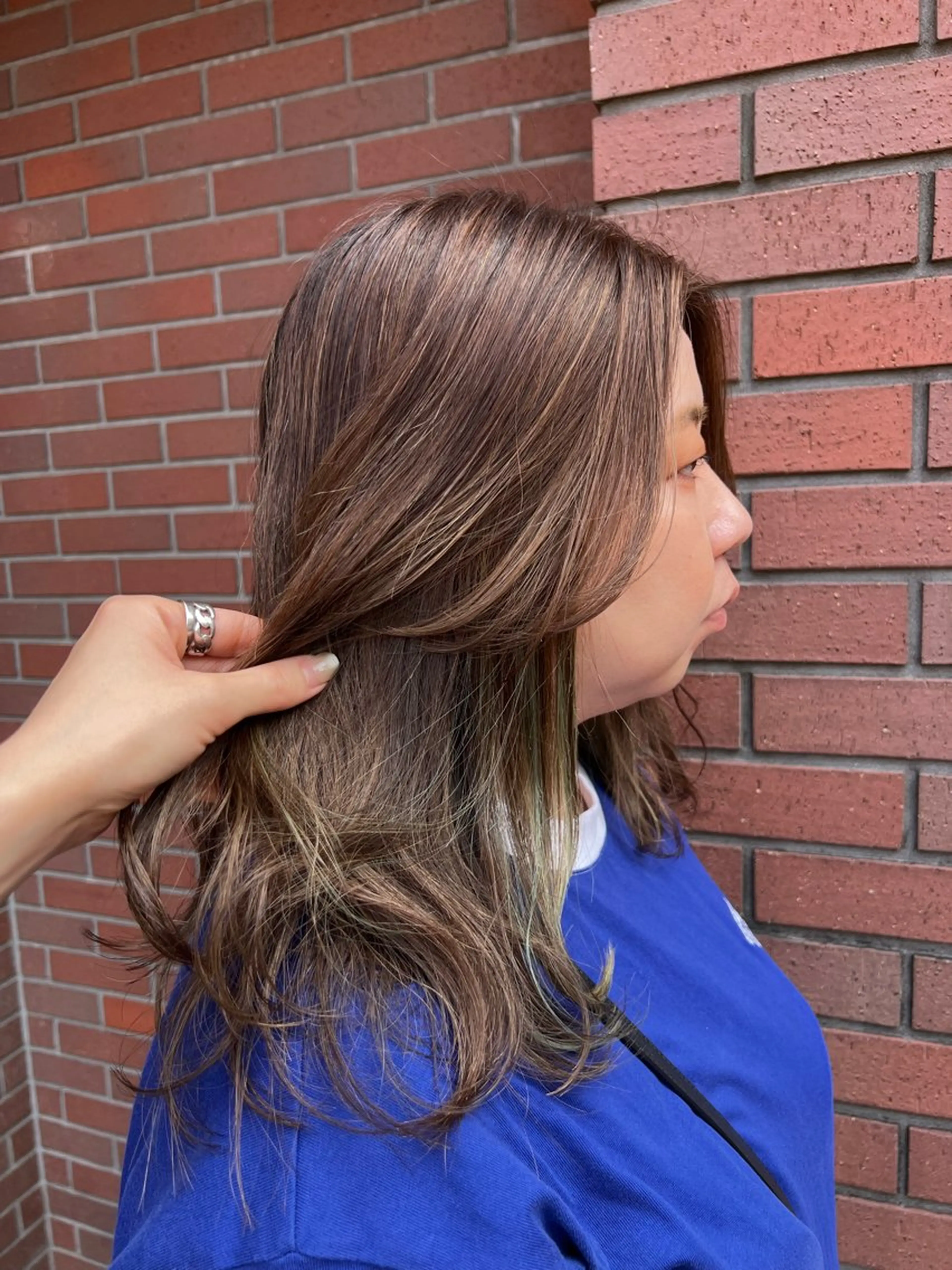 セミロング カラー ベージュカラー ハイライトカラー インナーカラー ミント ミントベージュ ヘアカラー トリートメント ハイライト/白髪ぼか し/臼田さりな🌹のヘアスタイル