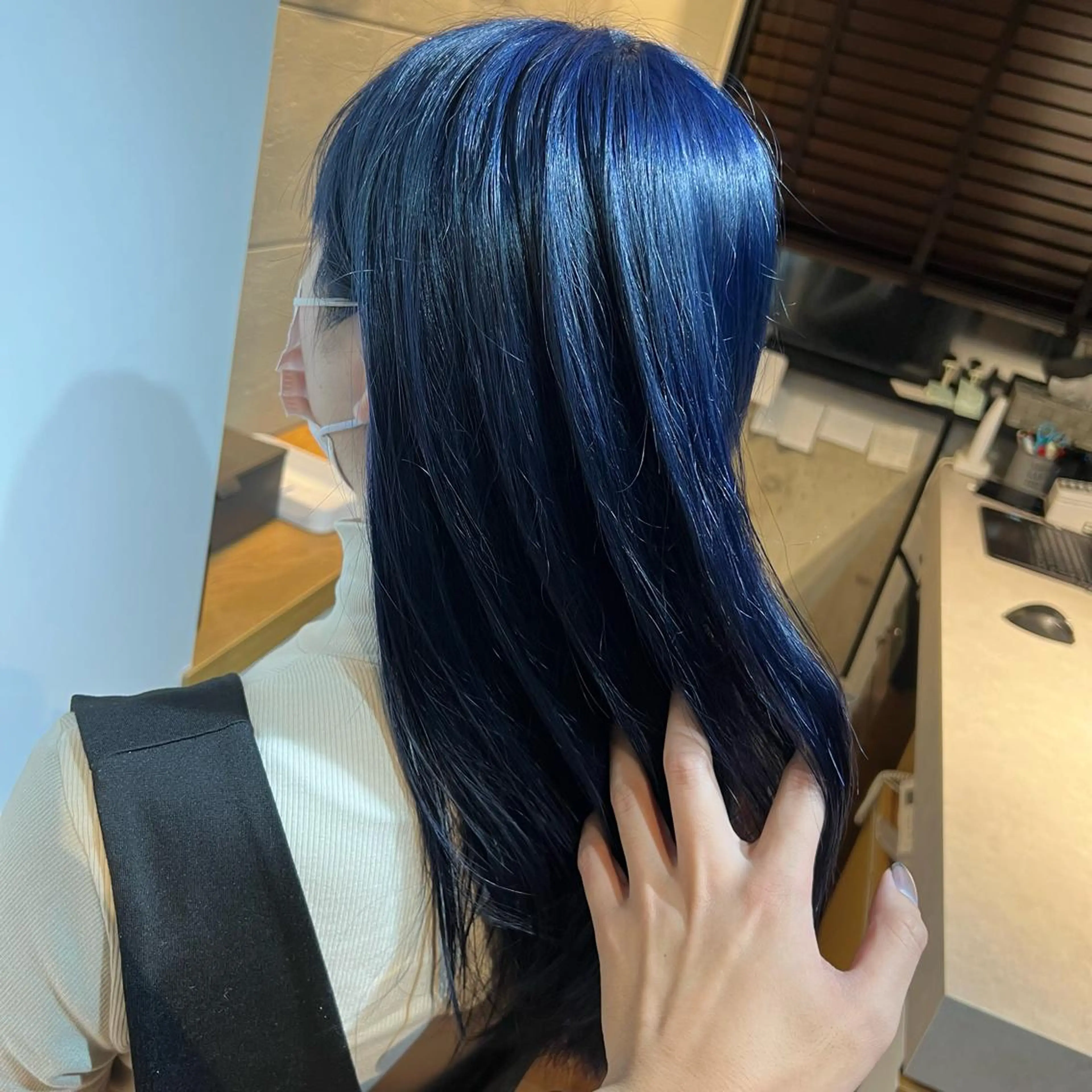 ロング カラー newi TATSUのヘアスタイル