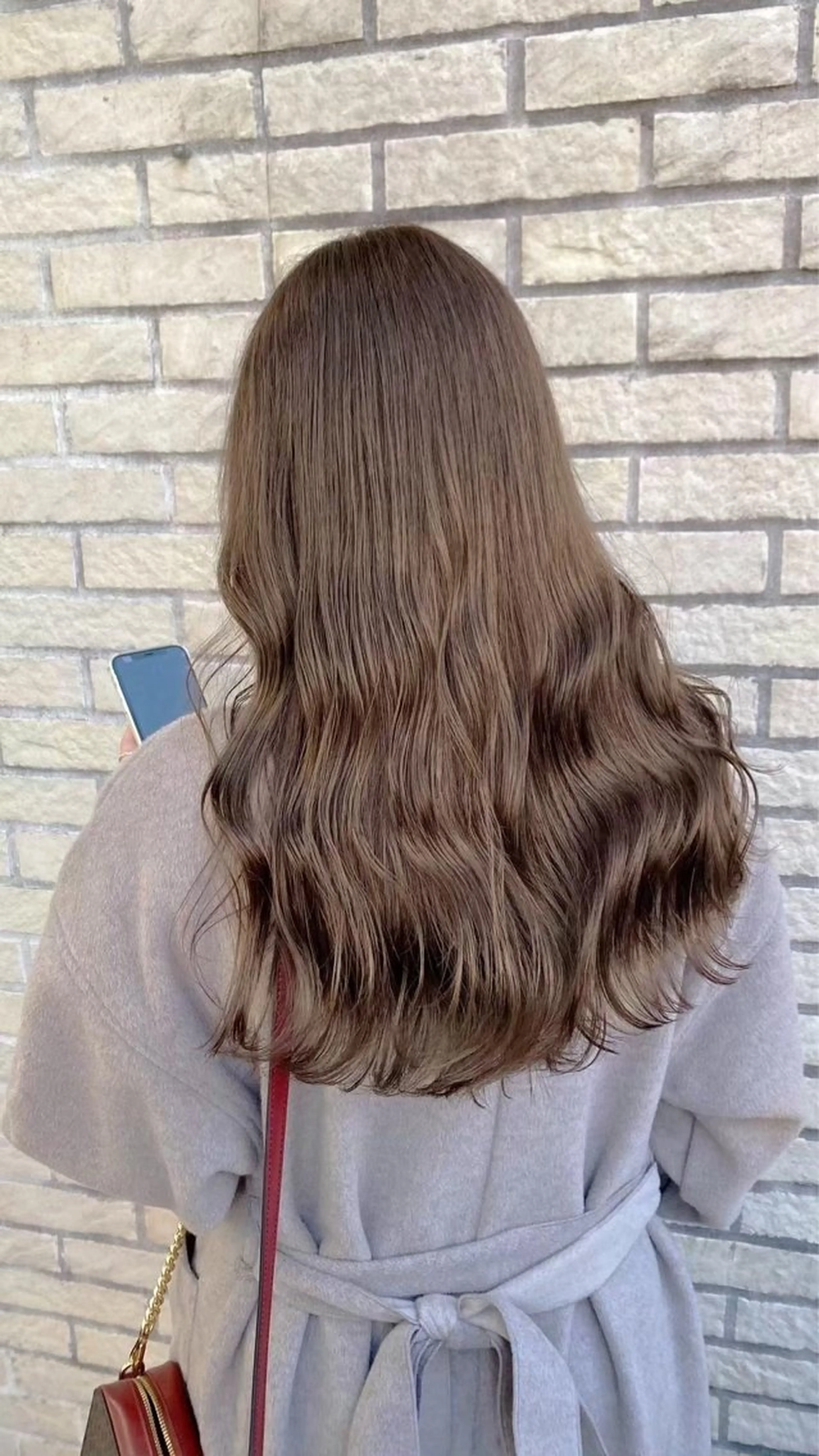 【自然に馴染むグレイカラー🕊】グレイカラー🩶 #グレイカラー #大人ヘアの写真