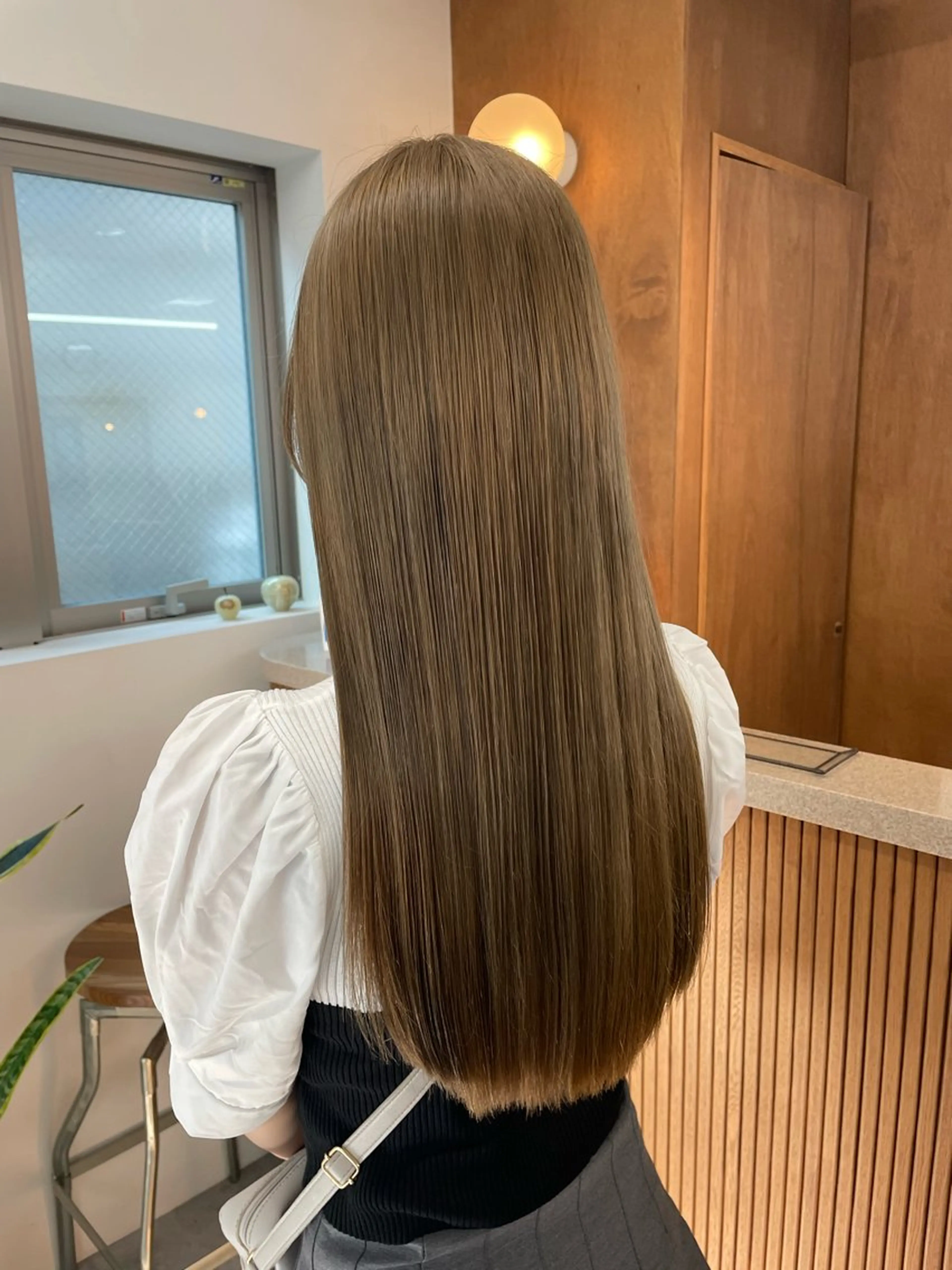 ロング カット ヘアカラー トリートメント 透明感・艶カラー/ 坂田友梨奈のヘアスタイル