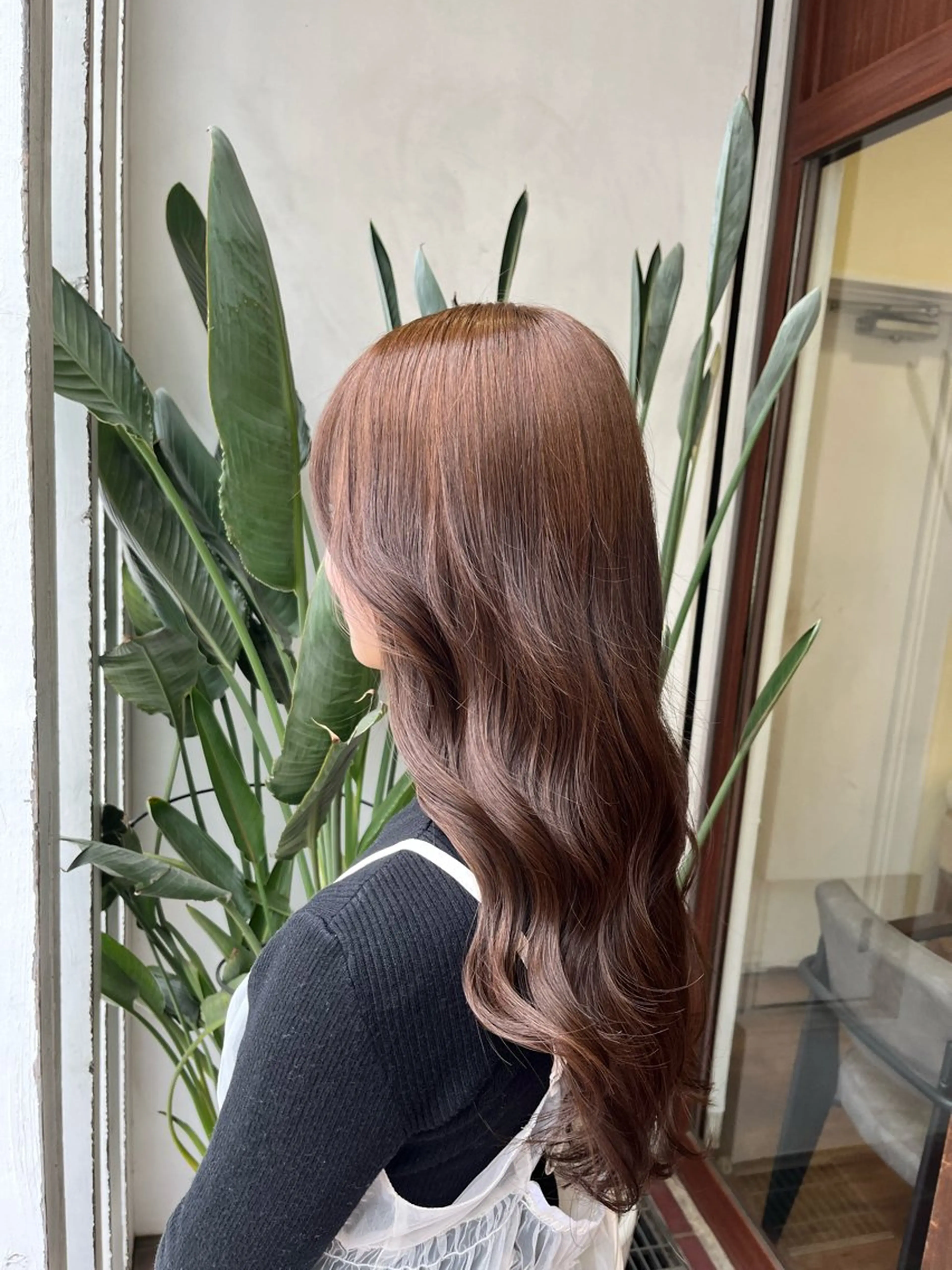 セミロング カラー インナーカラー 🫧艶髪デザイナー 🫧白石航汰のヘアスタイル