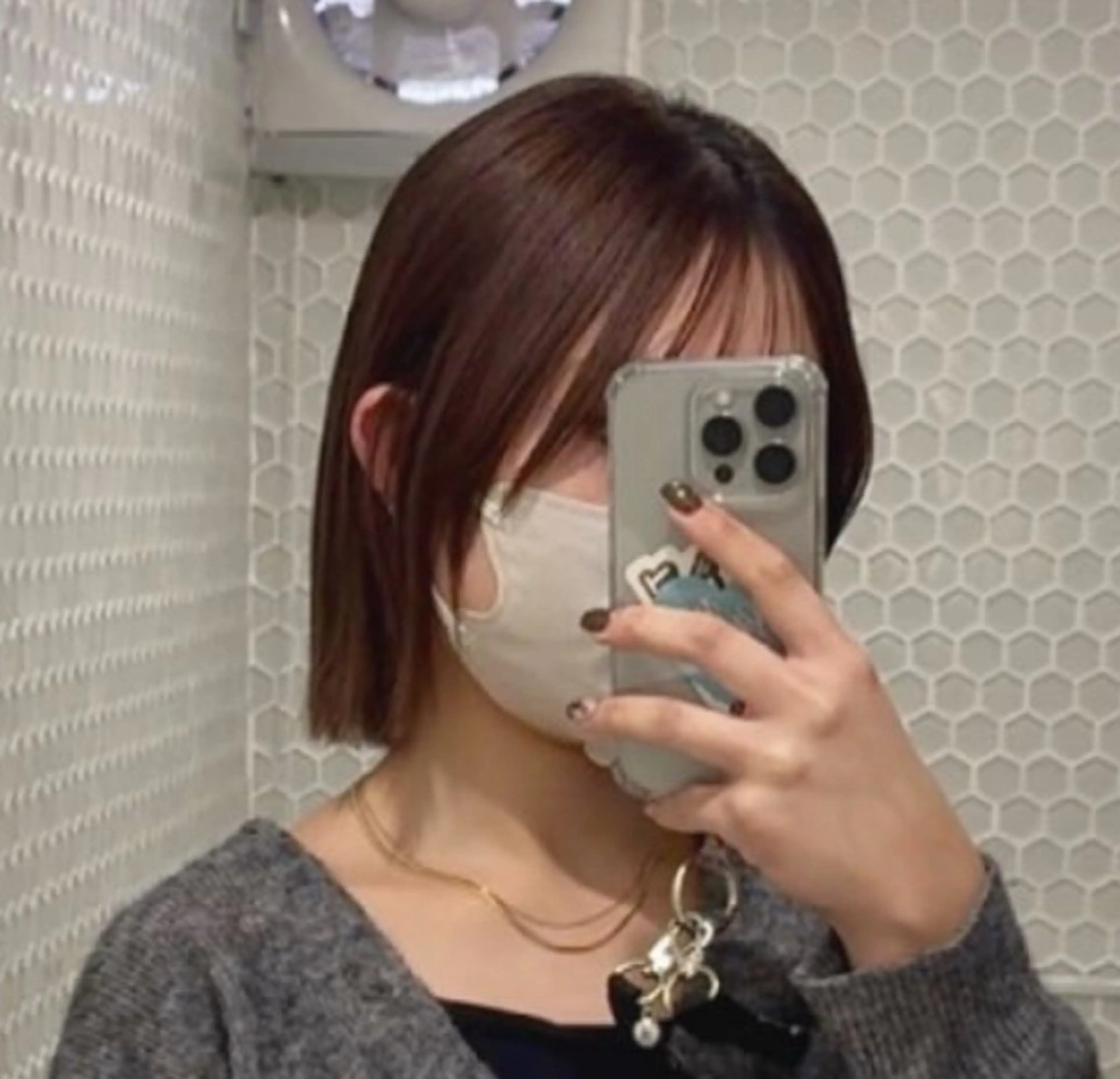 ショート カット ヘアカラー ぱつっとボブ/透明感 カラー/Ayakaのヘアスタイル