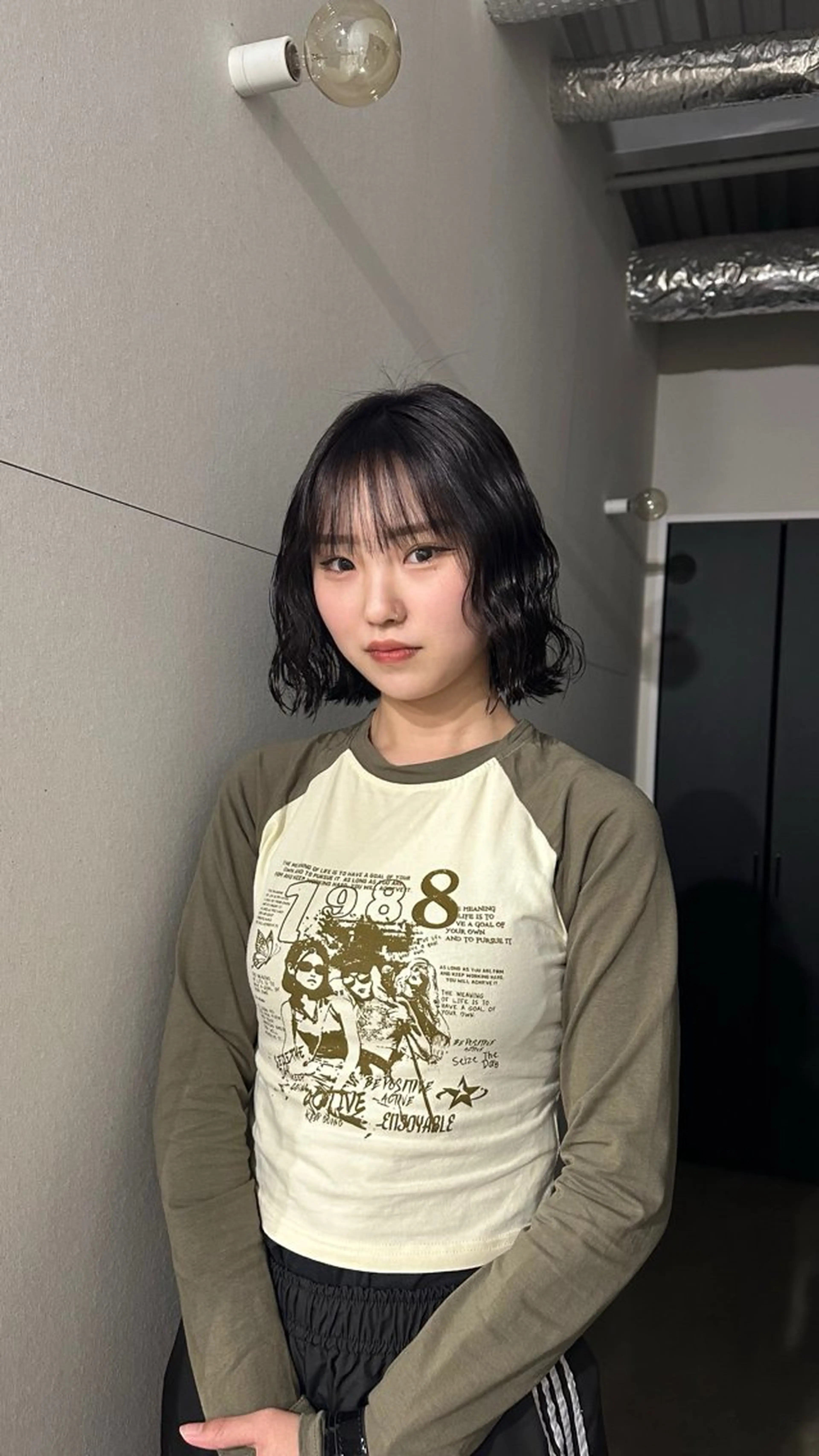 ミディアム 岩間 萌々果/eimのヘアスタイル