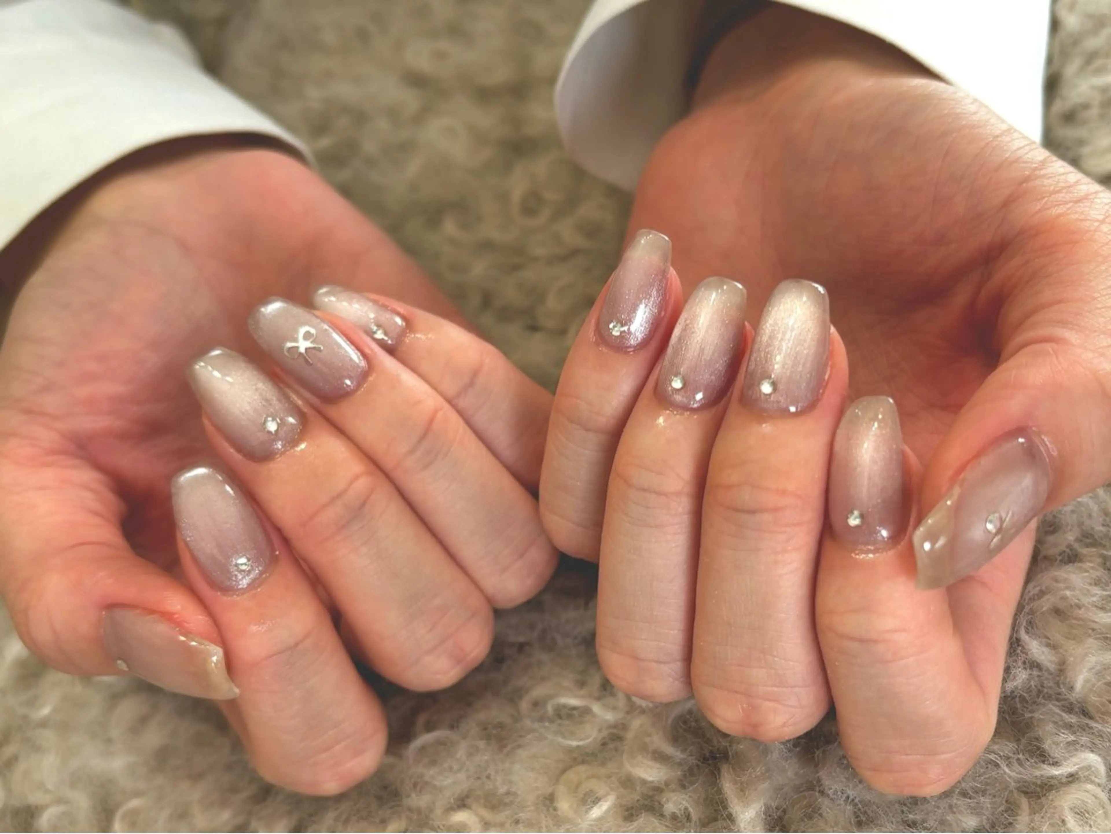 ネイル マグネットネイル リボン ハンドネイル epanouir mihoのネイルデザイン