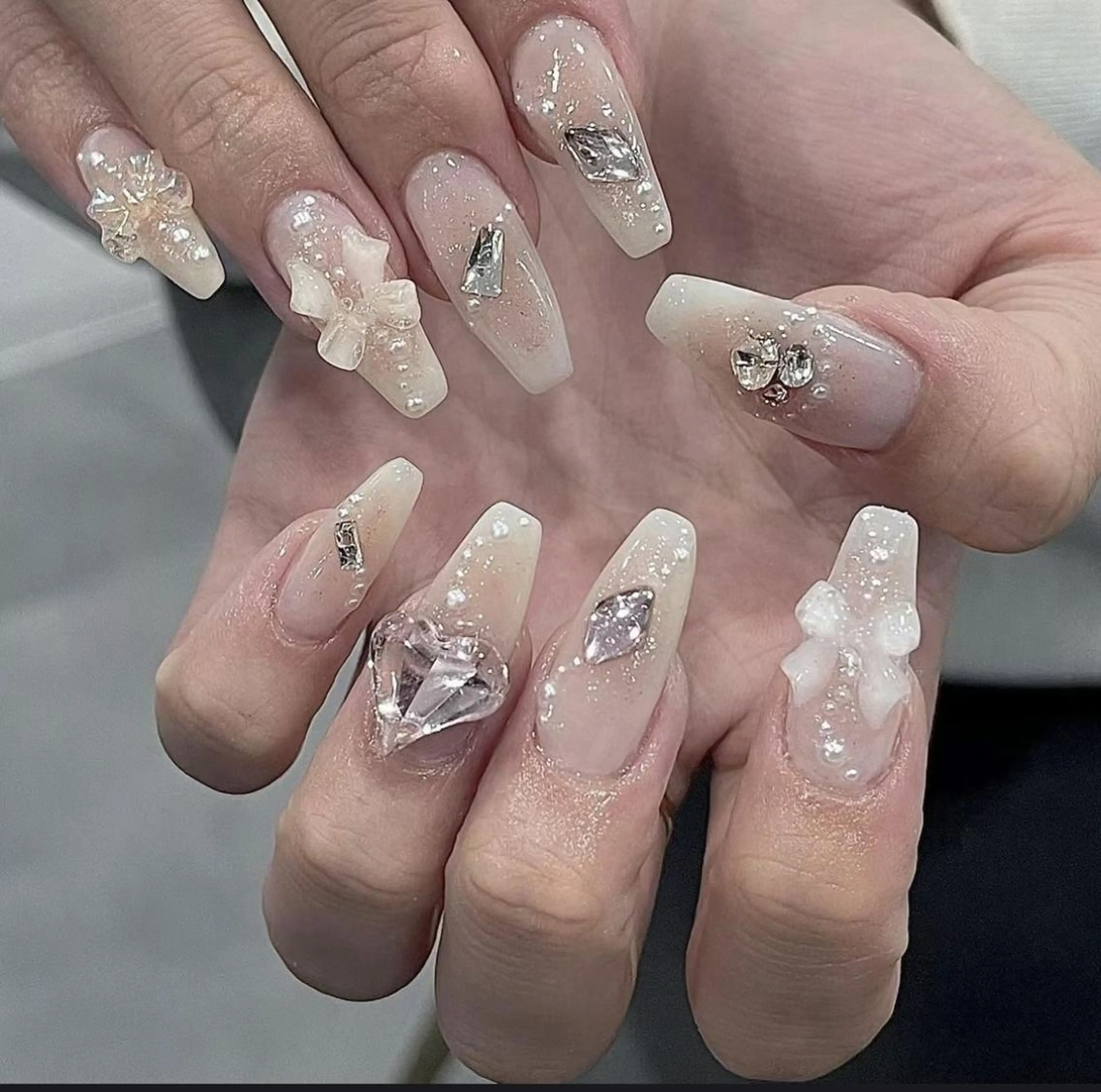 ネイル ハンドネイル 🎀 NaNa_nailのネイルデザイン