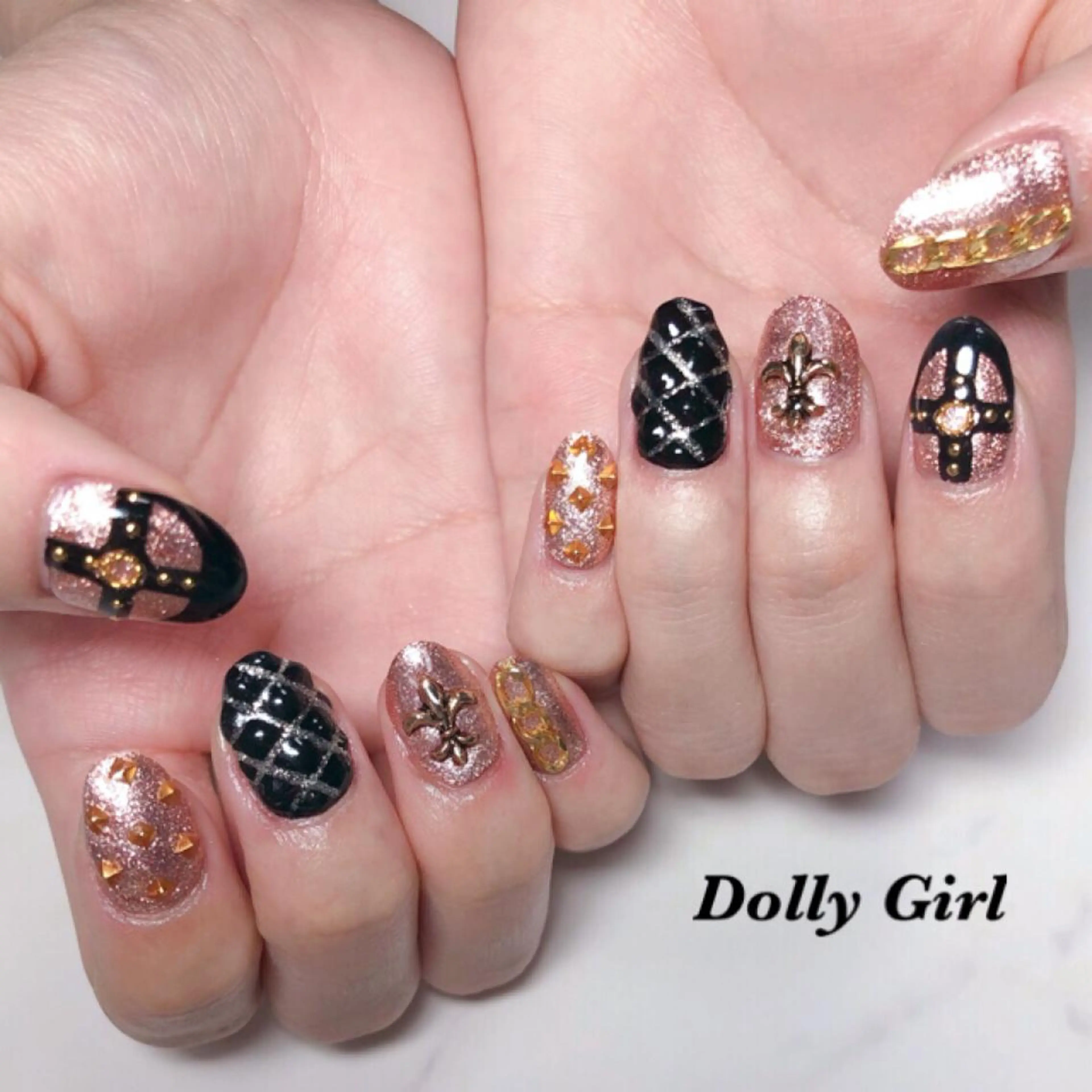 ネイル 個室ネイルサロンDolly Girl〜ドーリーガール〜所属・DollyGirl KYOKOのネイルデザイン