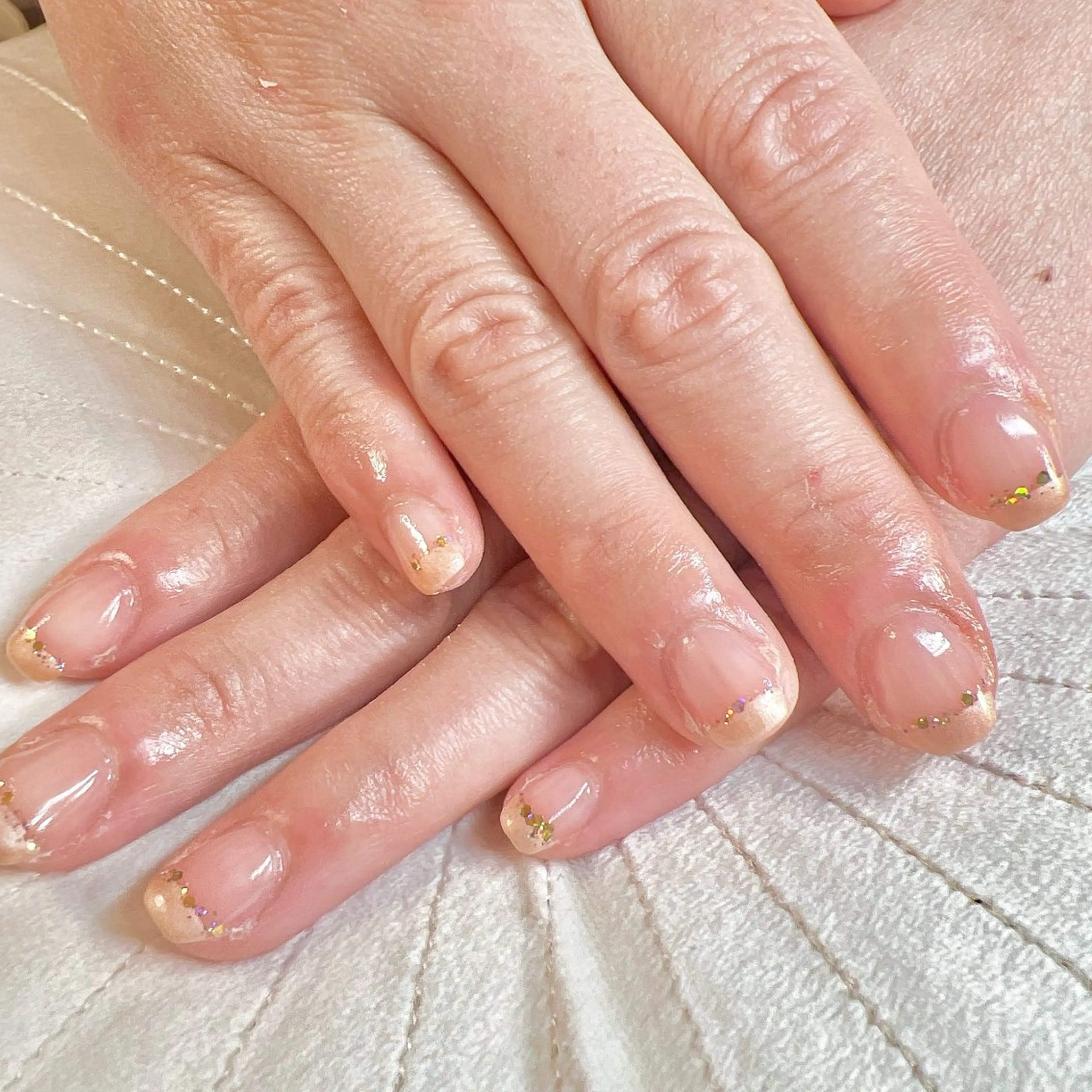 ネイル フレンチネイル 卒業式 オフィスネイル キャンアイドレッシー六本木店所属・MIKA／耳ツボ ／マグネットネイルのネイルデザイン