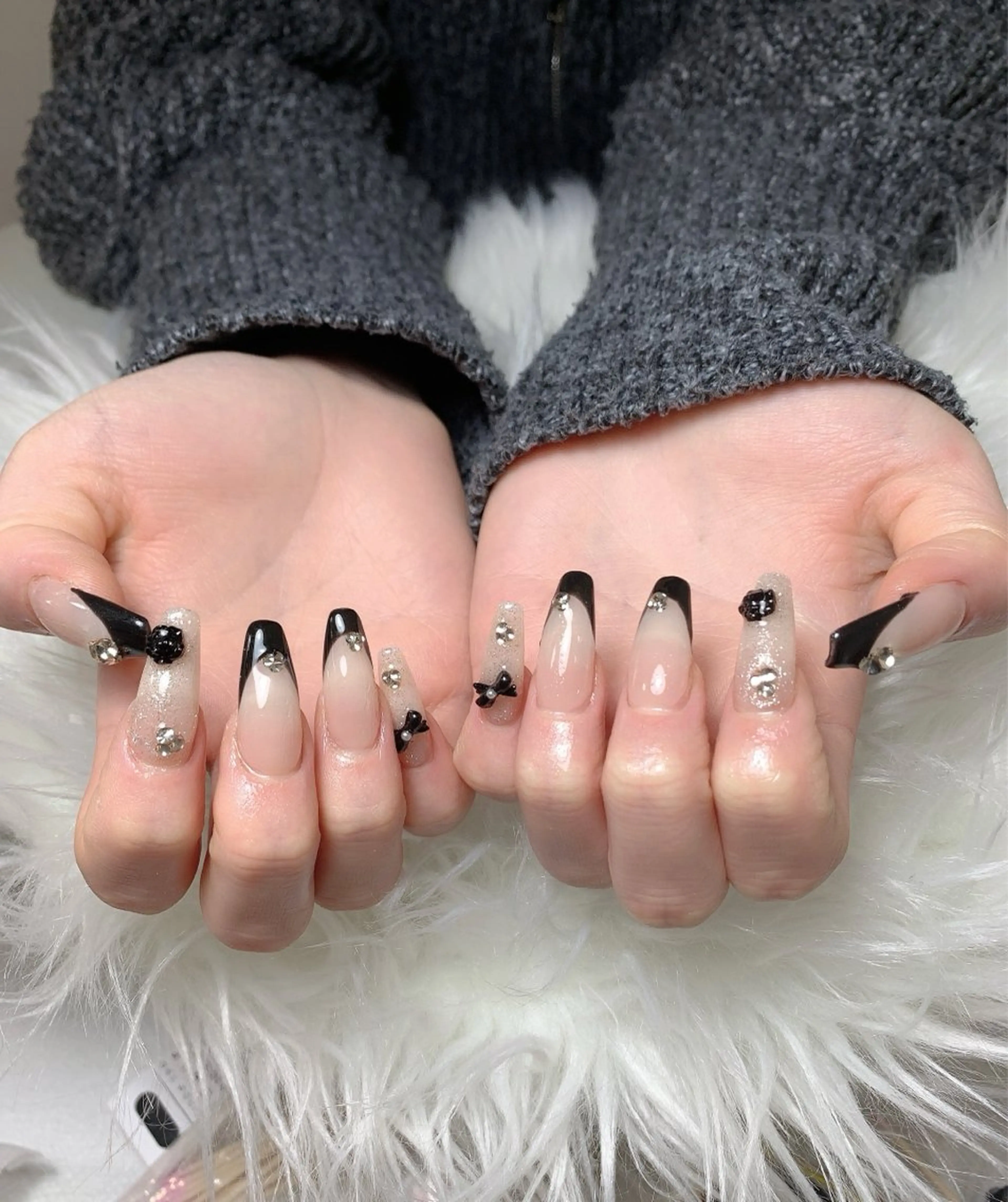 ネイル ハンドネイル T. Leeのネイルデザイン