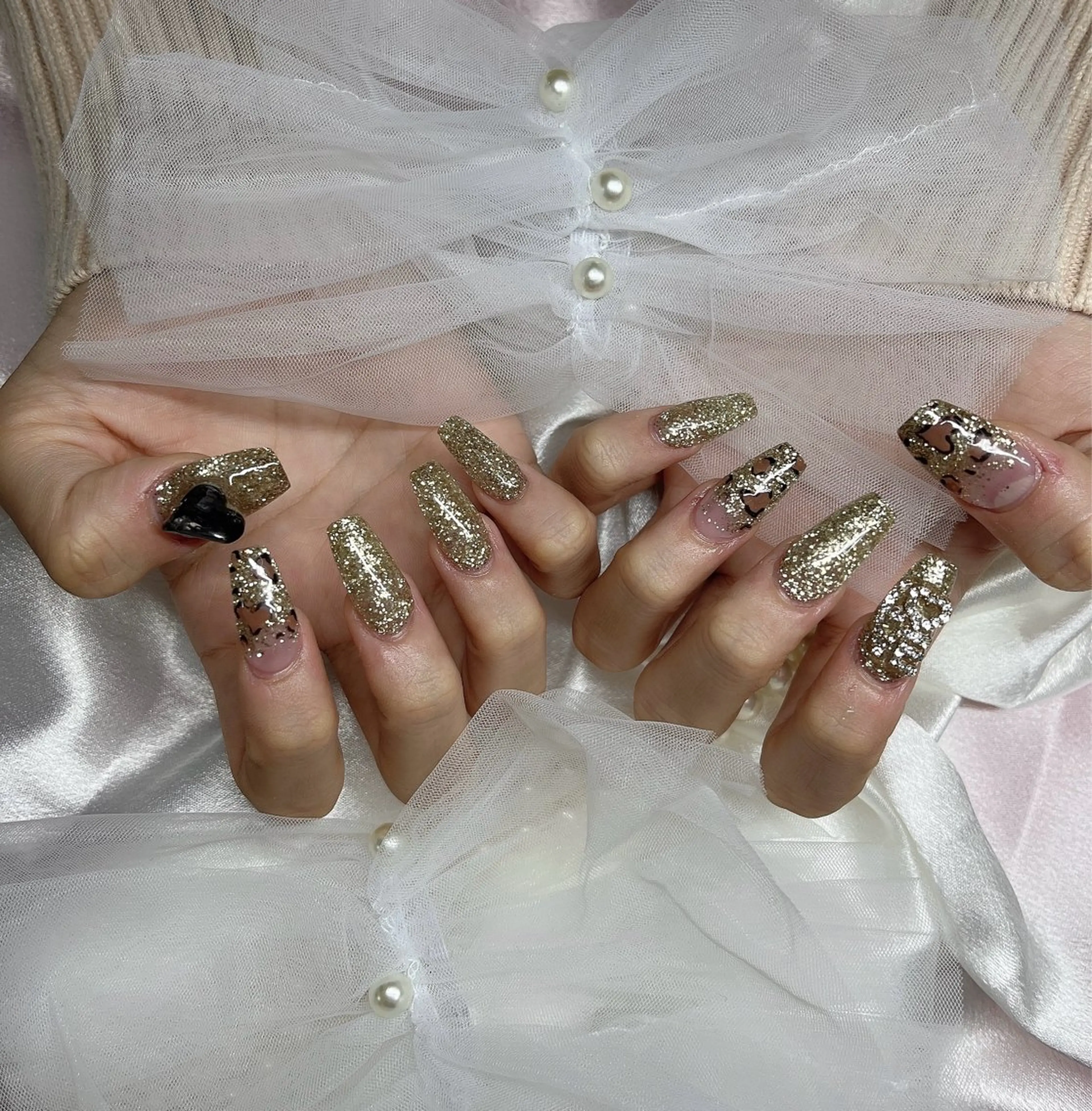 ネイル ハンドネイル YOLO NAILのネイルデザイン